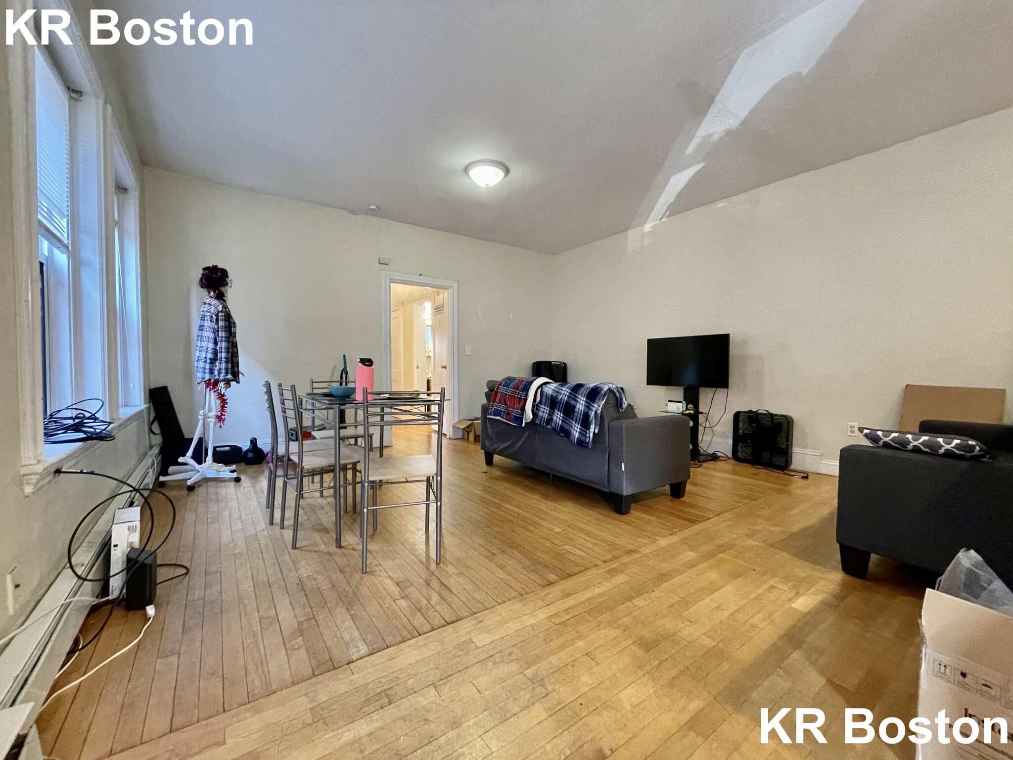4 bed, 2 bath apartment for rent at 1288 Commonwealth Ave Unit 5, Allston — photo 7 of 11