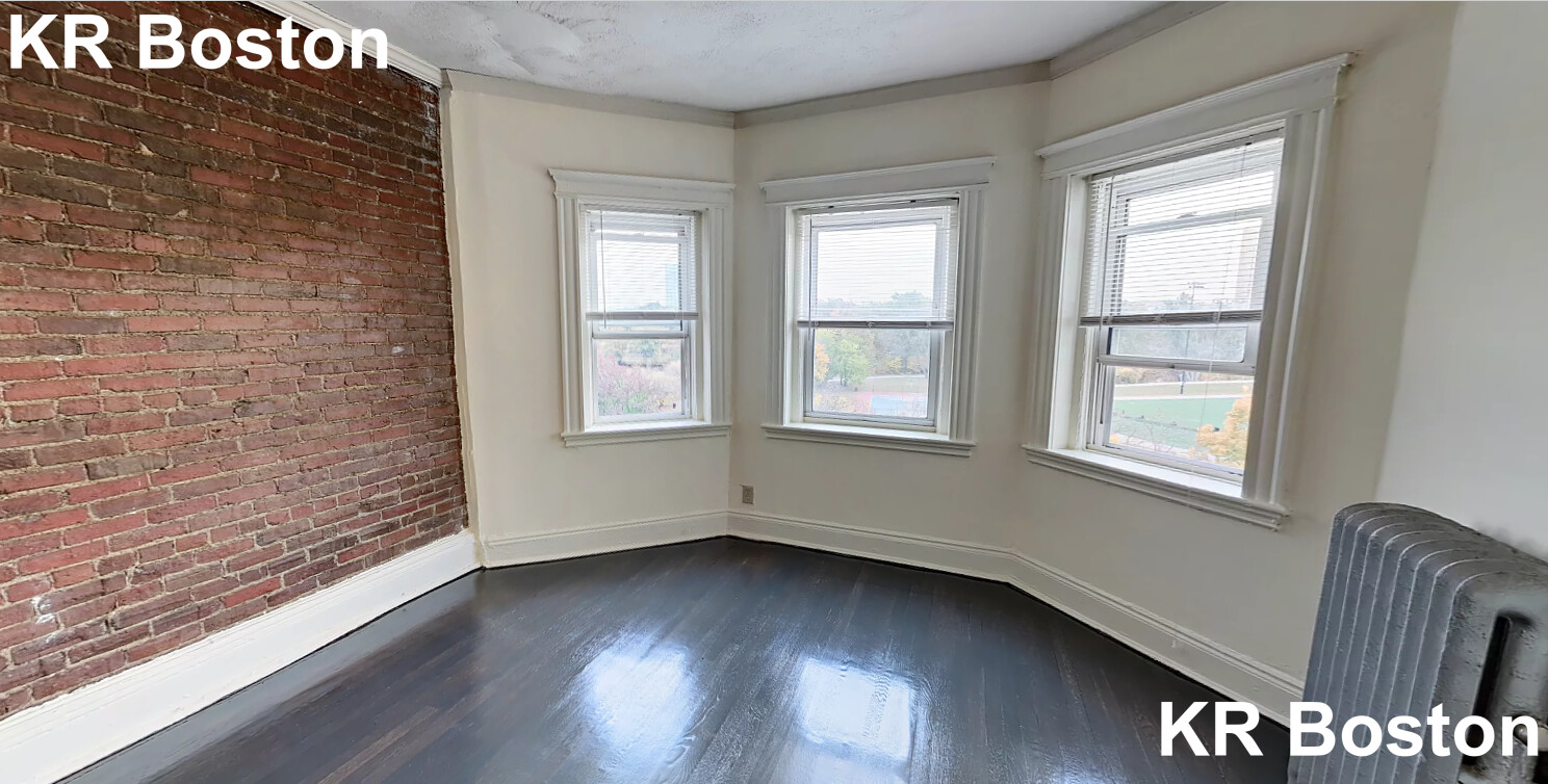 Studio bed, 1 bath apartment for rent at 113 Park Dr Unit 35, Fenway — photo 1 of 7