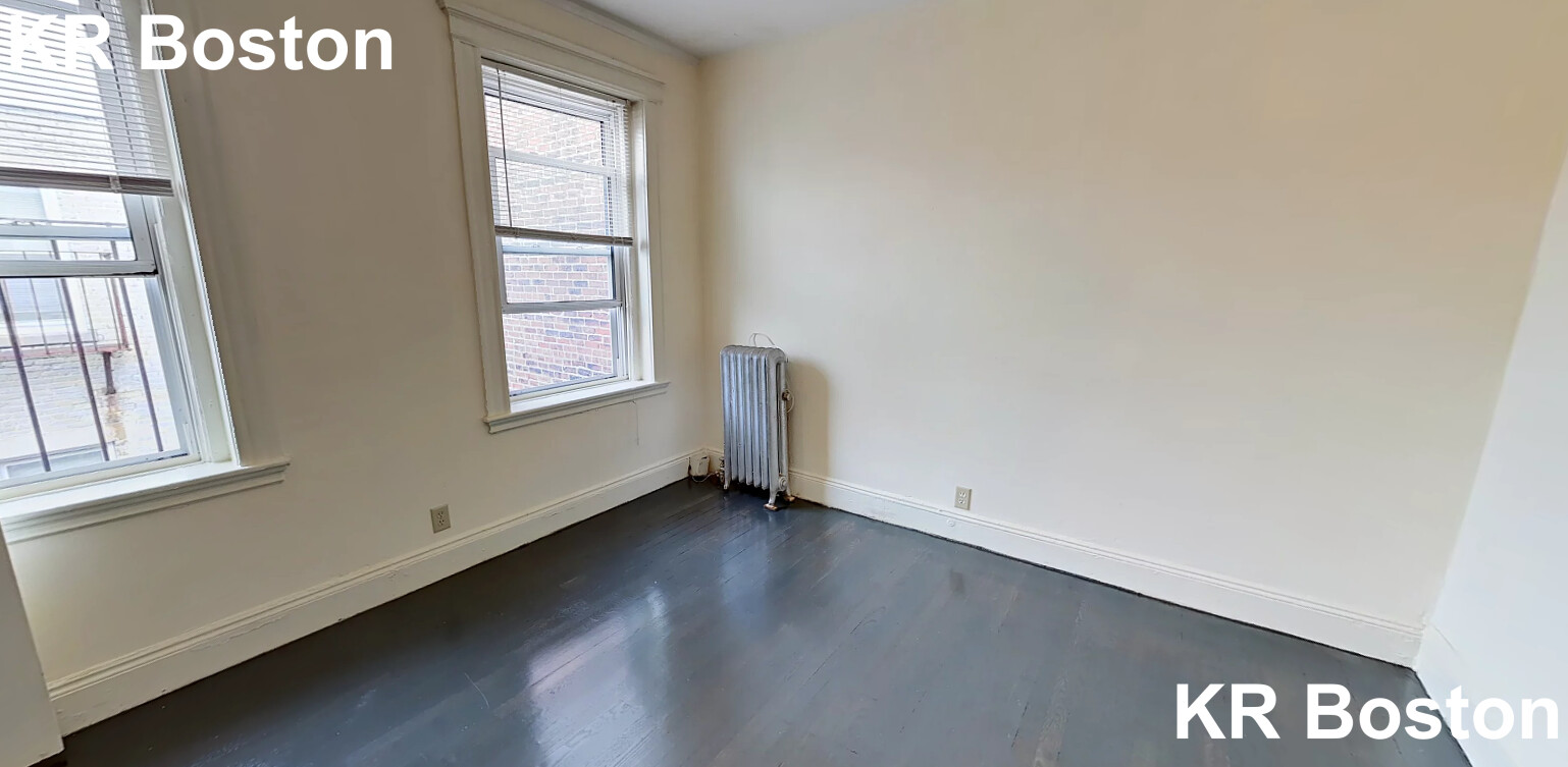 Studio bed, 1 bath apartment for rent at 113 Park Dr Unit 35, Fenway — photo 5 of 7