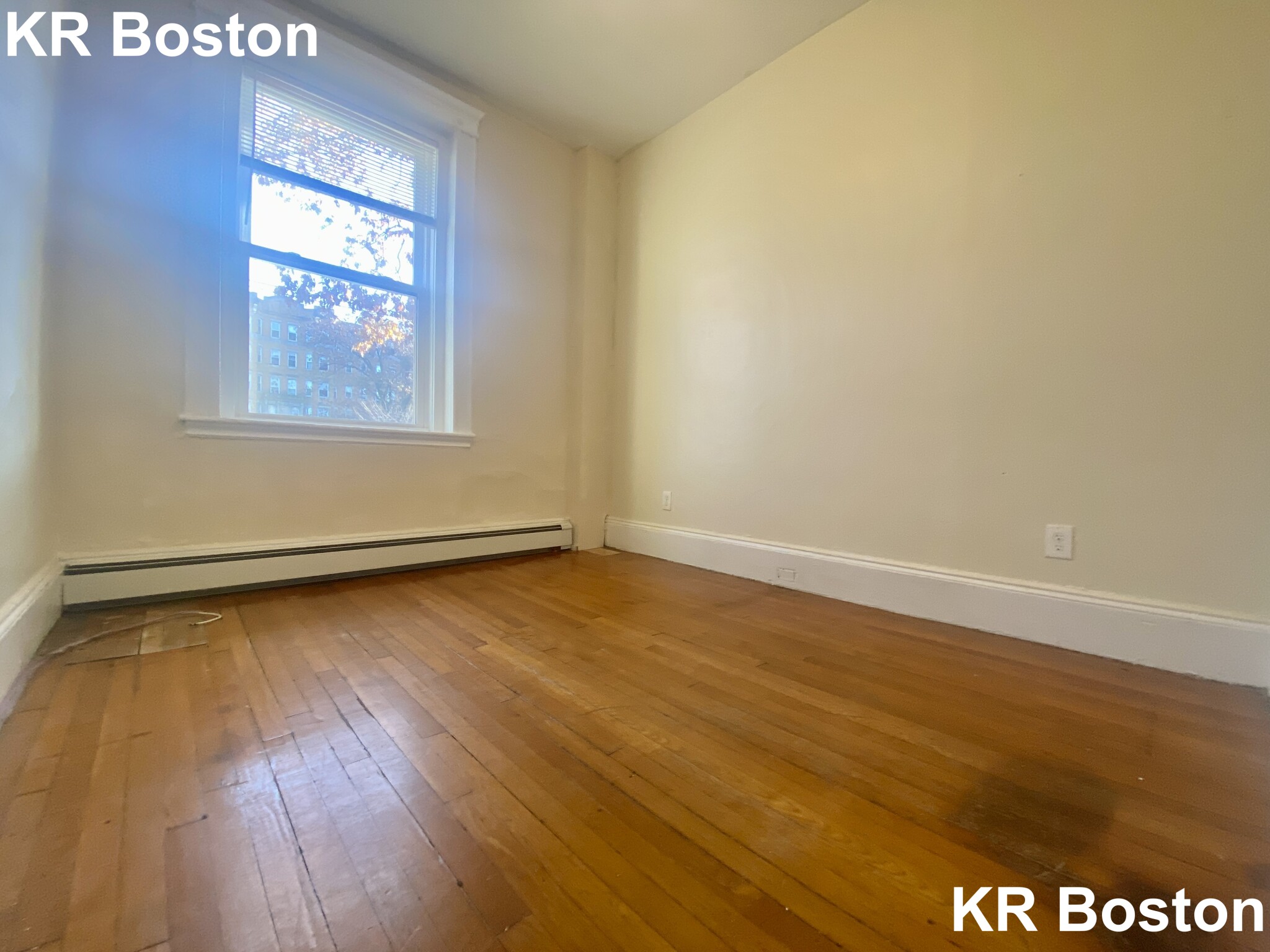 2 bed, 1 bath apartment for rent at 1325 Commonwealth Ave Unit 1, Allston — photo 10 of 11