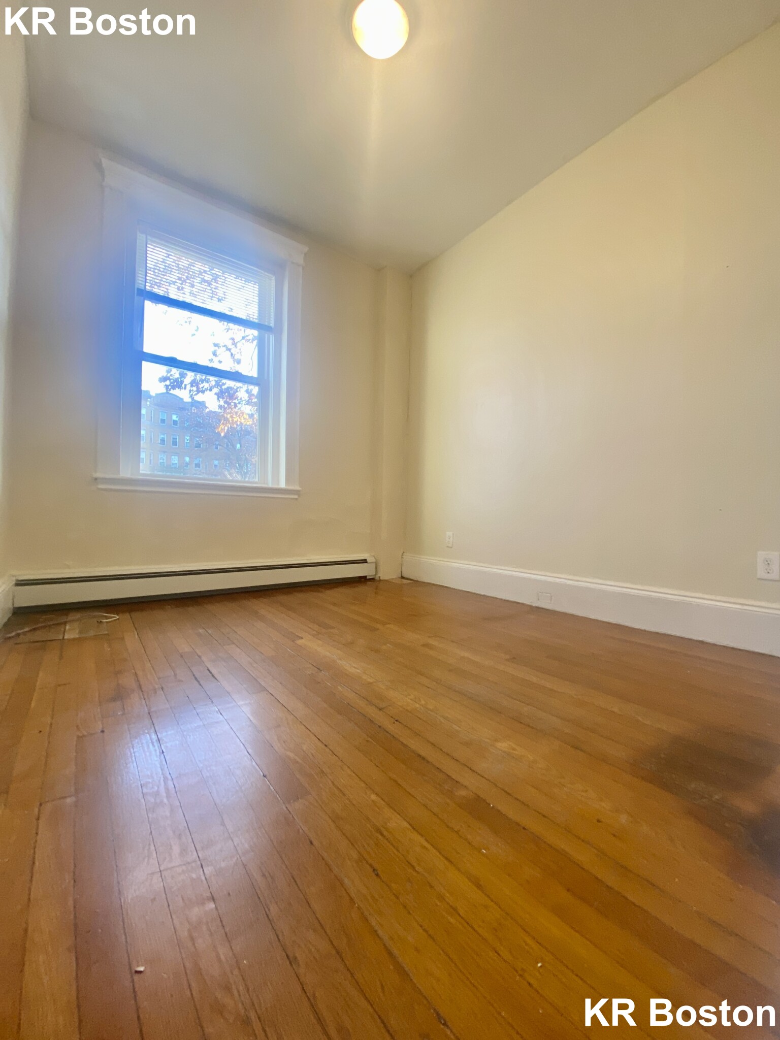 2 bed, 1 bath apartment for rent at 1325 Commonwealth Ave Unit 1, Allston — photo 11 of 11