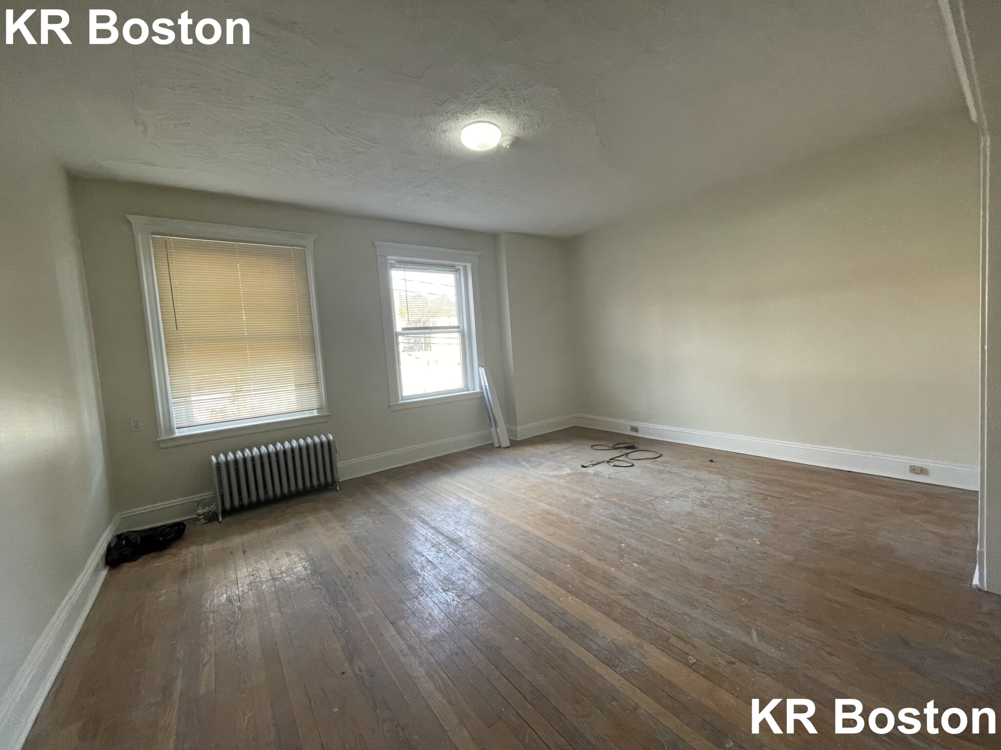 726 Washington St, Washington Square