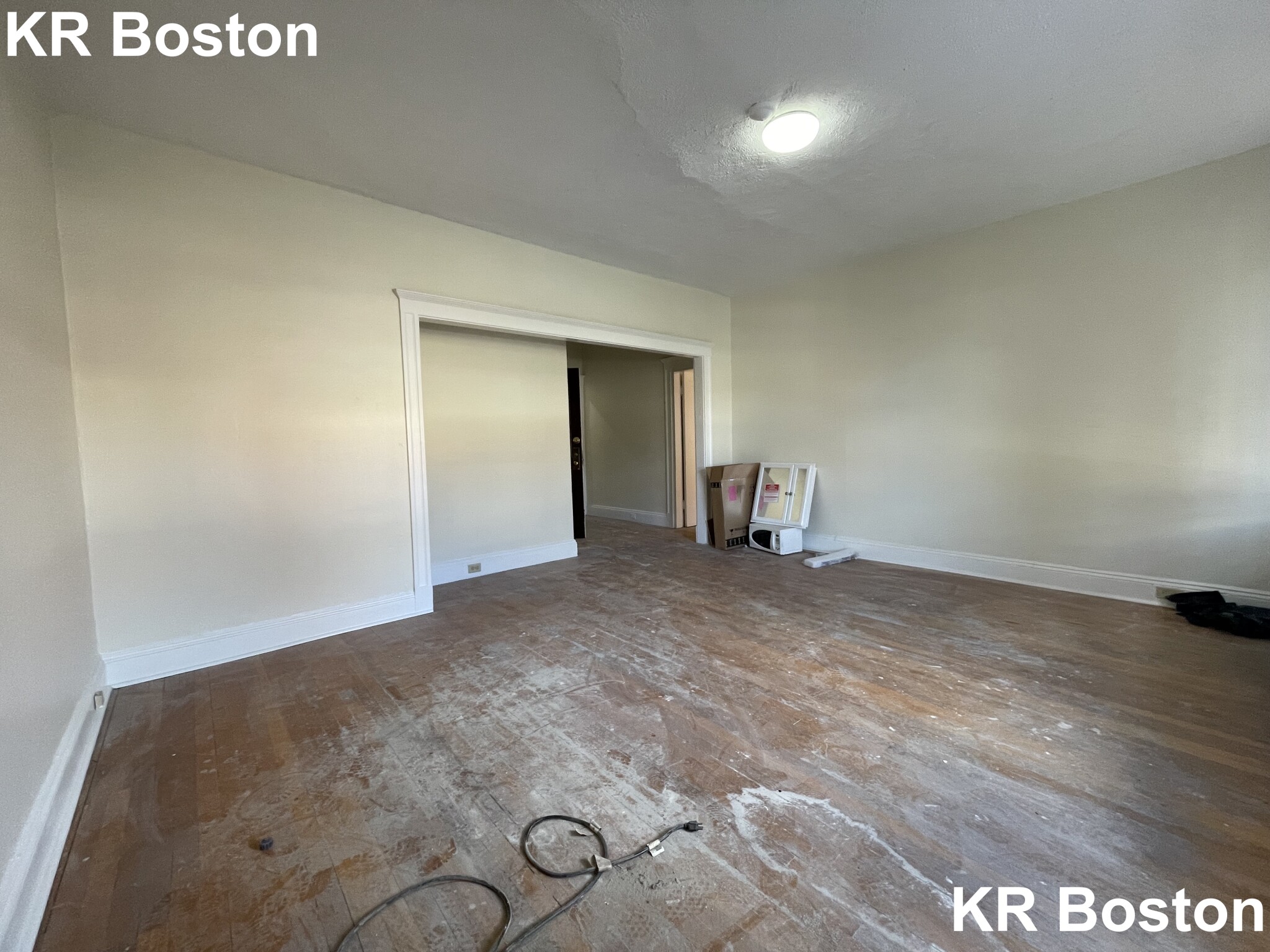 726 Washington St, Washington Square