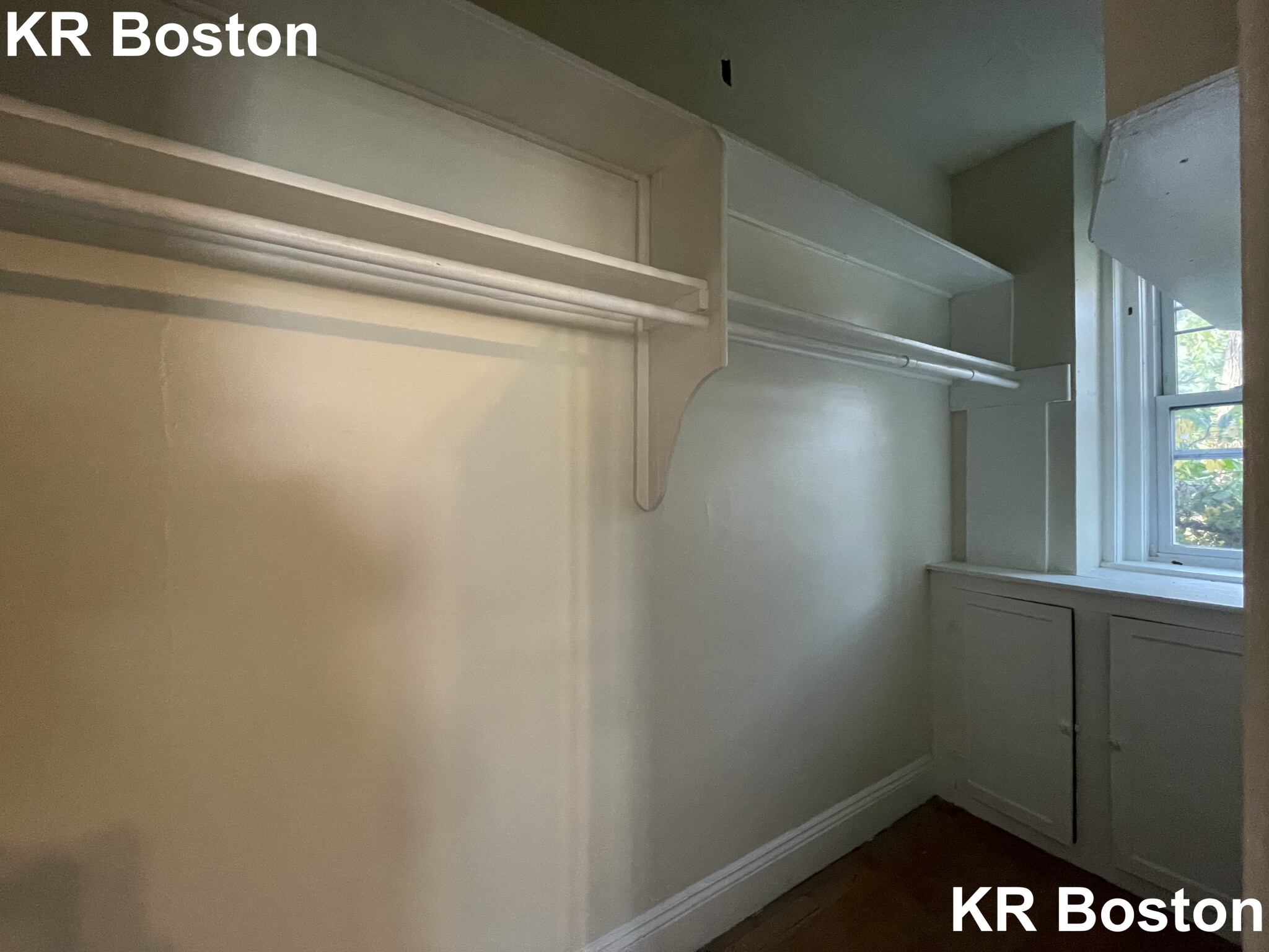 726 Washington St, Washington Square