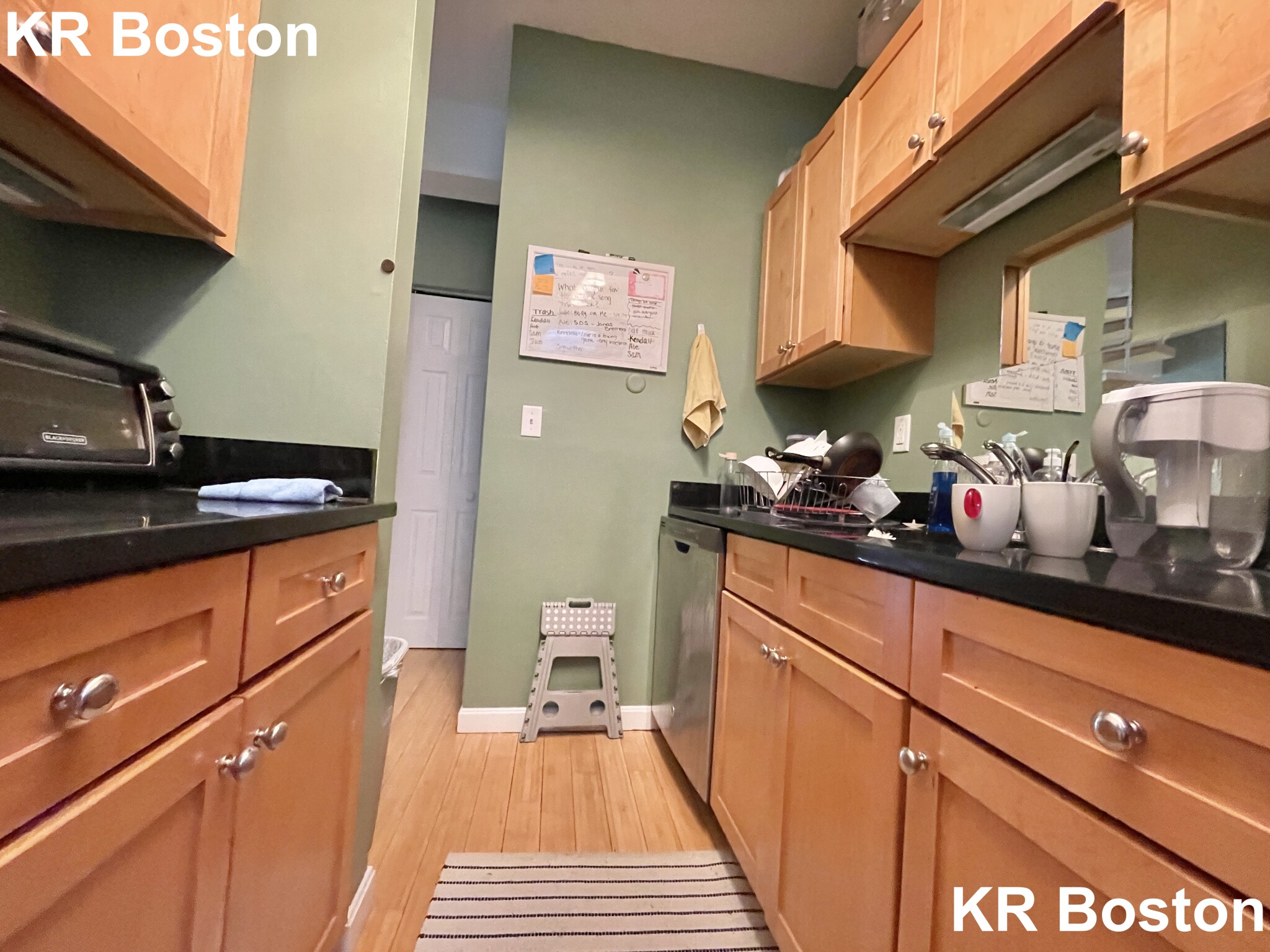 12 Stoneholm St, Fenway