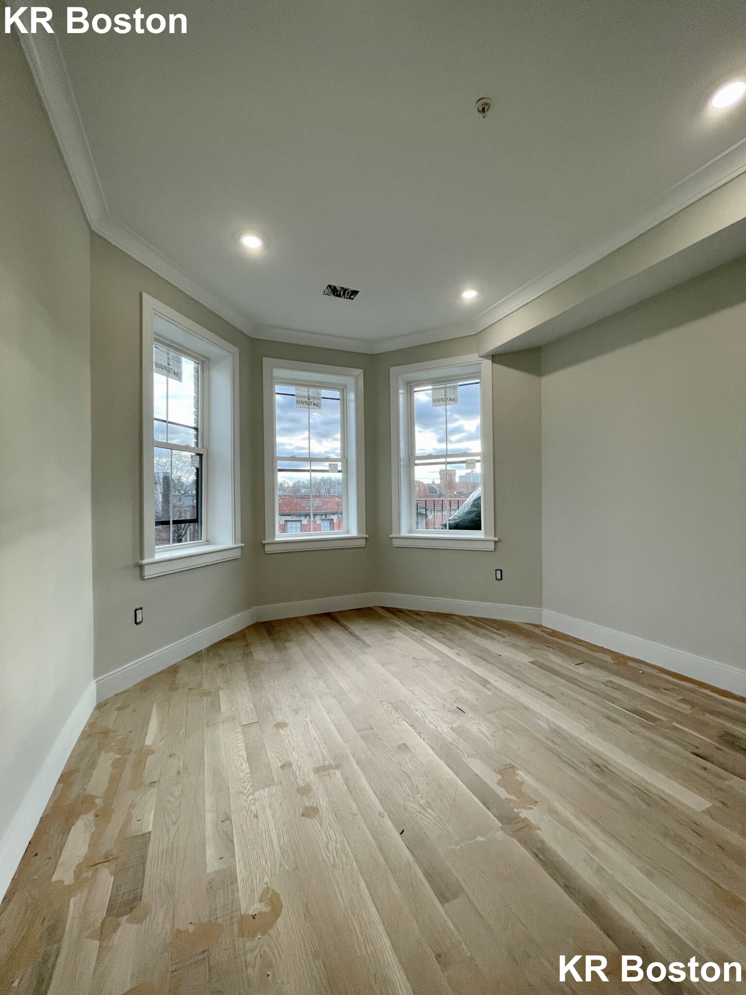 47 Englewood Ave, Brighton