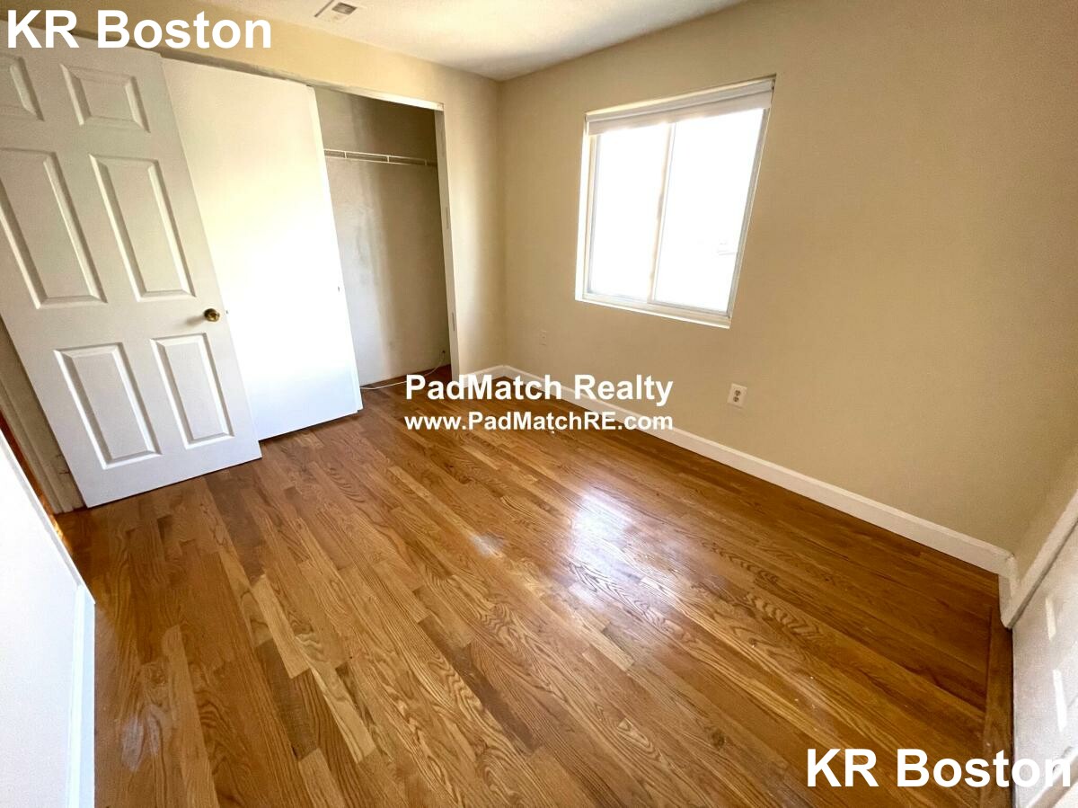 2 bed, 1 bath apartment for rent at 385 Dorchester St Unit B3, South Boston — photo 8 of 11