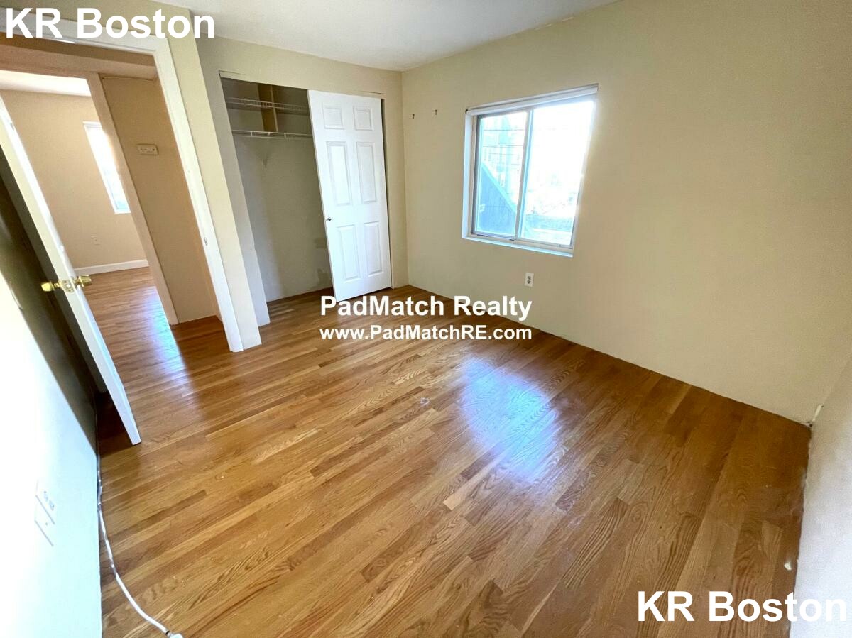 2 bed, 1 bath apartment for rent at 385 Dorchester St Unit B3, South Boston — photo 10 of 11