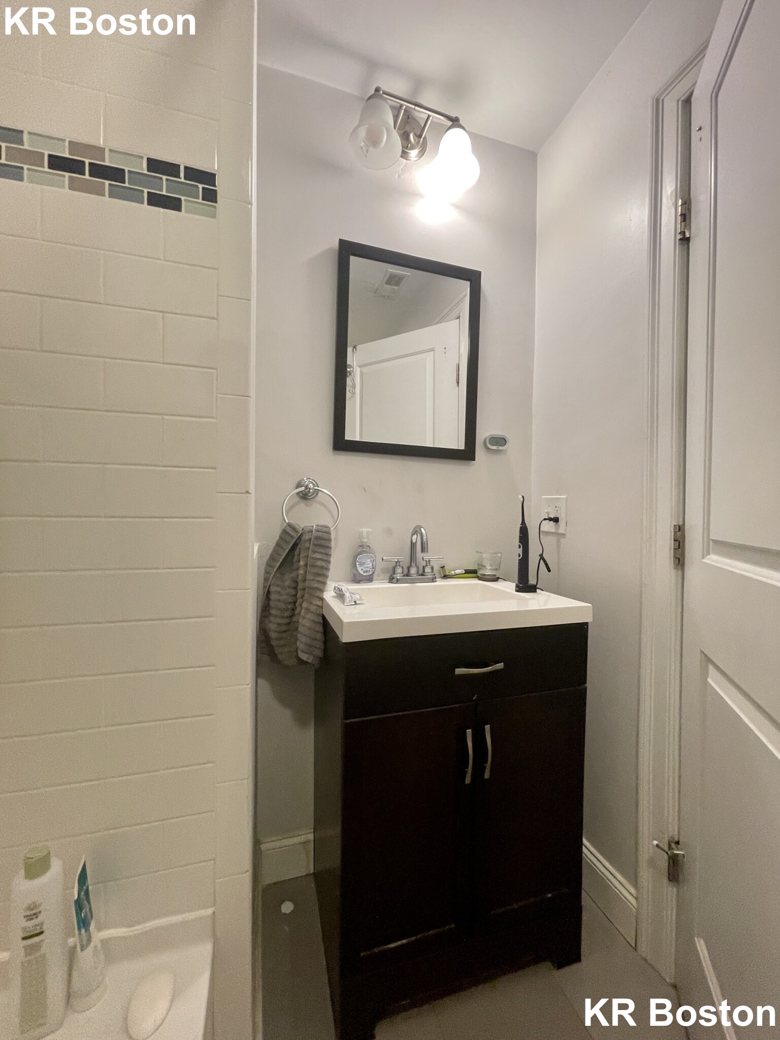 6 bed, 3 bath apartment for rent at 996 Tremont St Unit 1, South End — photo 10 of 18