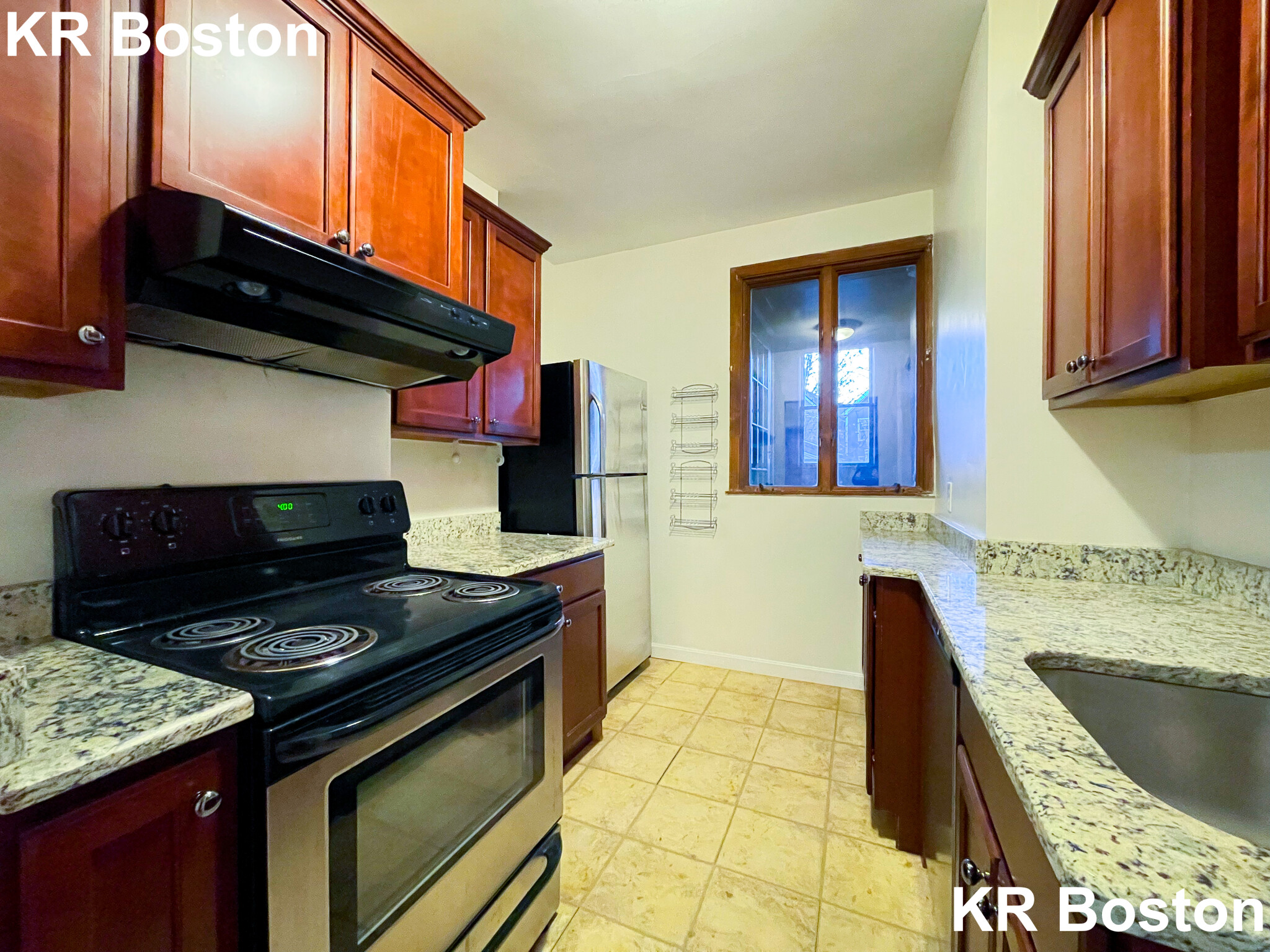 3 bed, 1 bath apartment for rent at 23-25 Gorham St Unit 1, Davis Square — photo 2 of 23