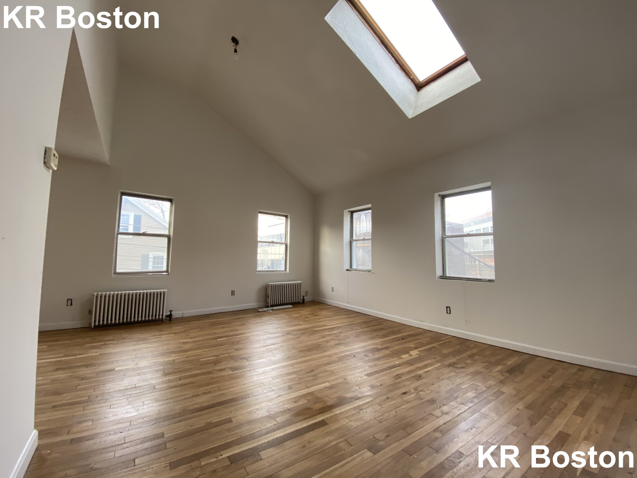 4 bed, 1 bath apartment for rent at 6 Shepard St Unit 11, Brighton — photo 4 of 39