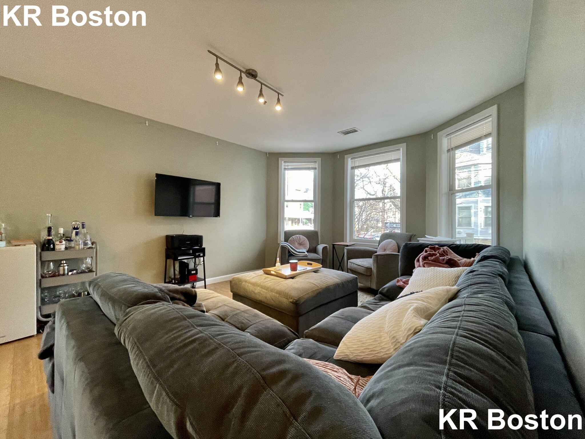 2 Chester St, Allston