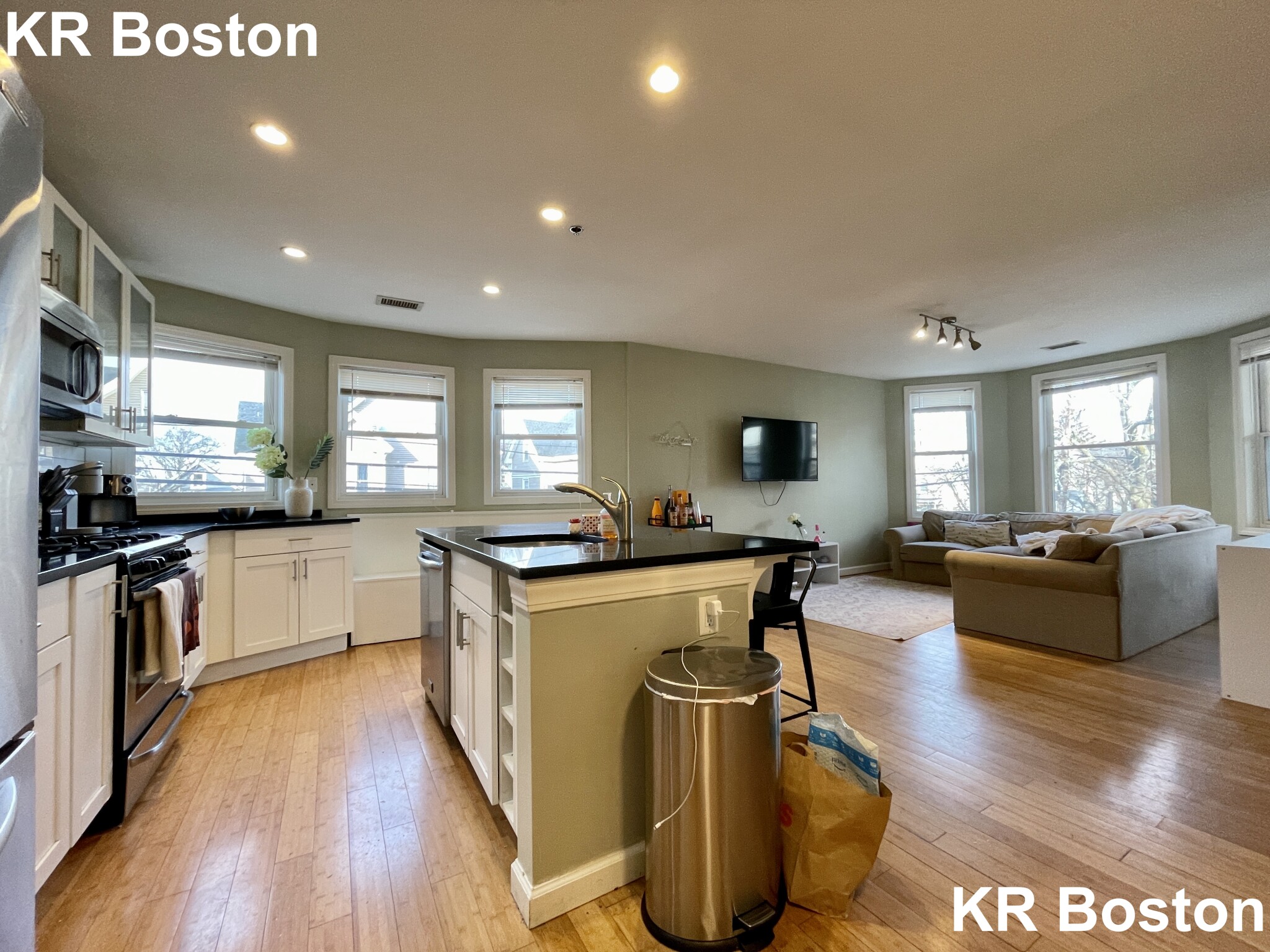 4 bed, 2 bath apartment for rent at 108 Chester St Unit 2, Allston — photo 13 of 13