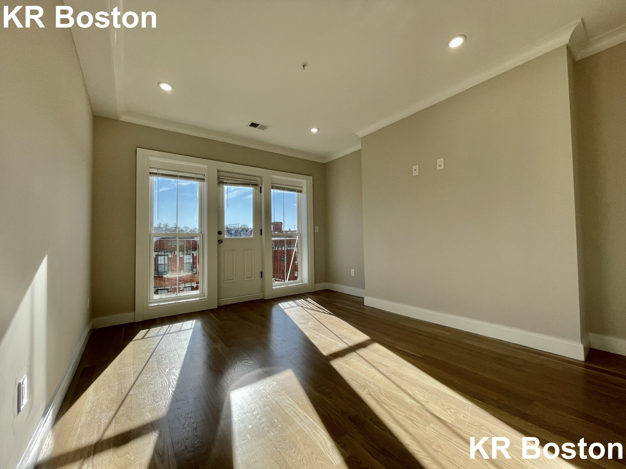 47 Englewood Ave, Brighton