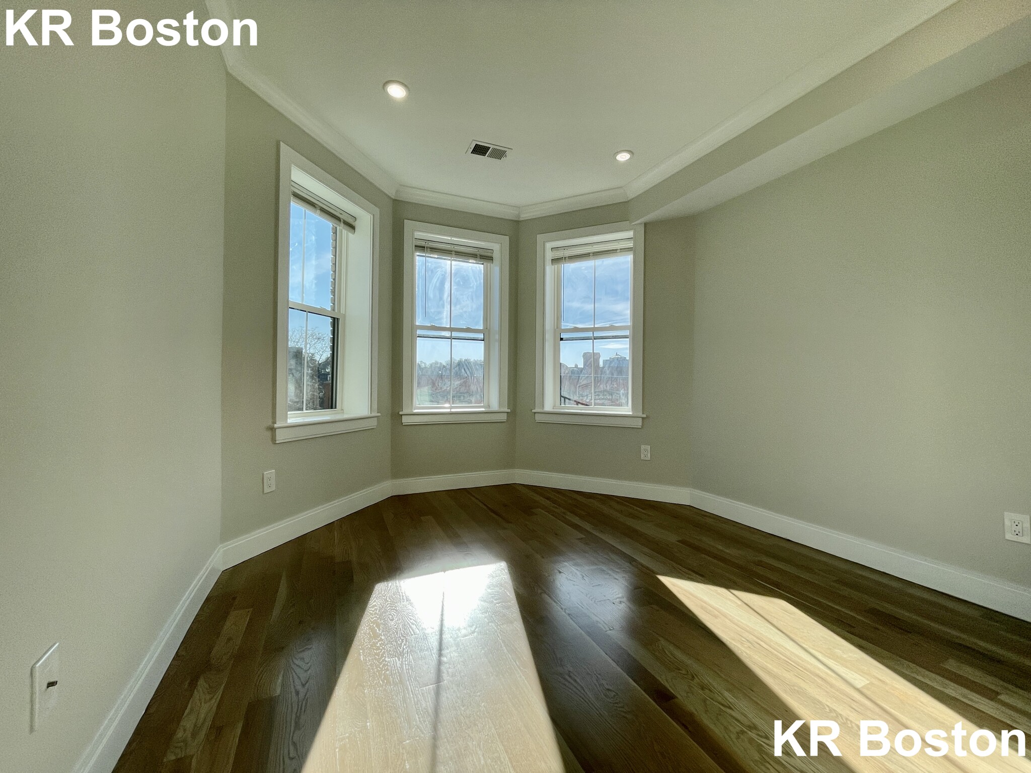 47 Englewood Ave, Brighton