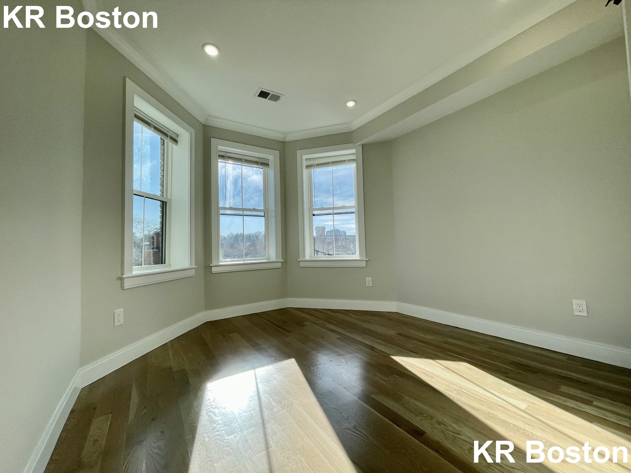 47 Englewood Ave, Brighton