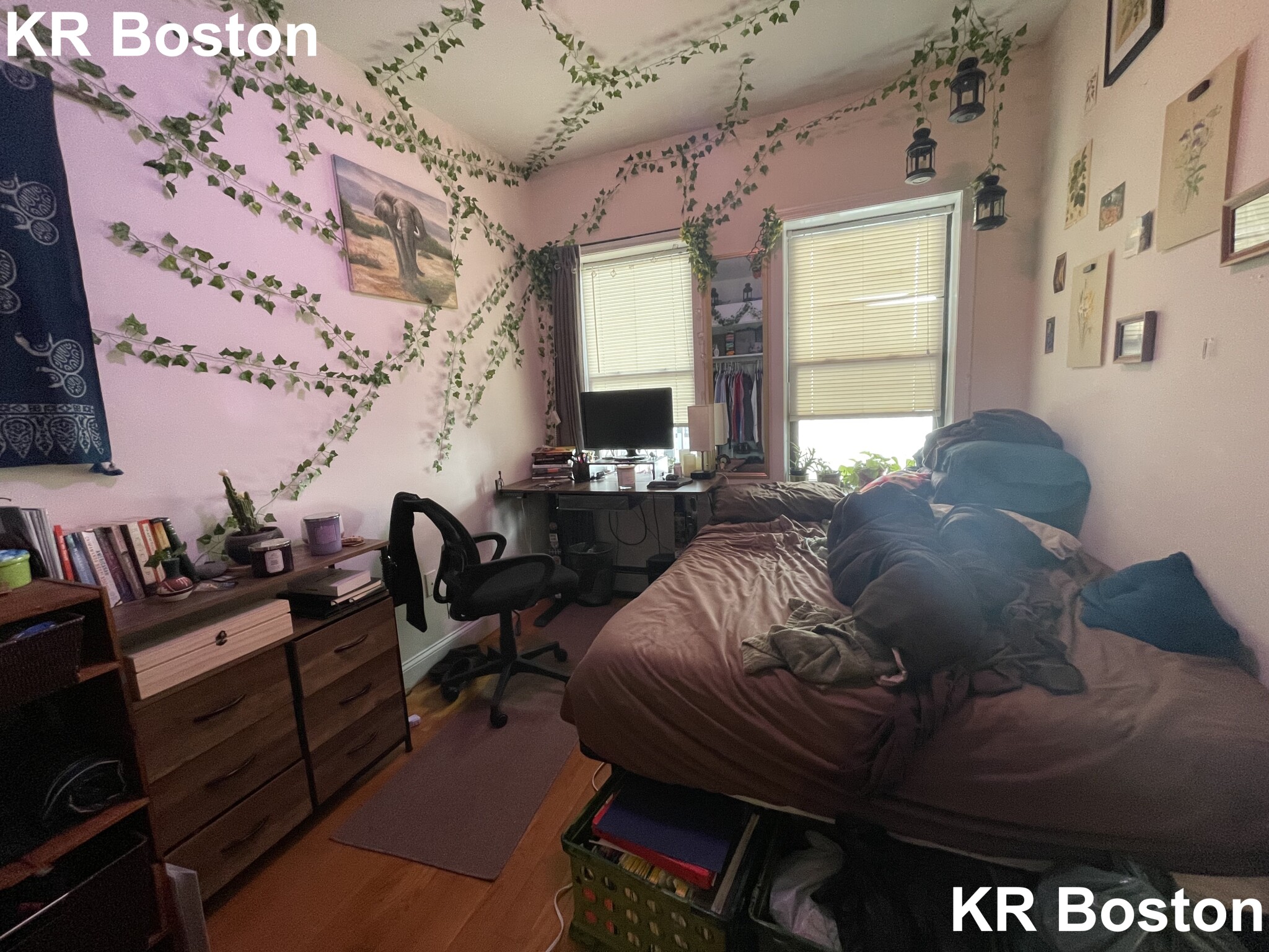 4 bed, 1 bath apartment for rent at 1023 Tremont St Unit 3, South End — photo 5 of 8