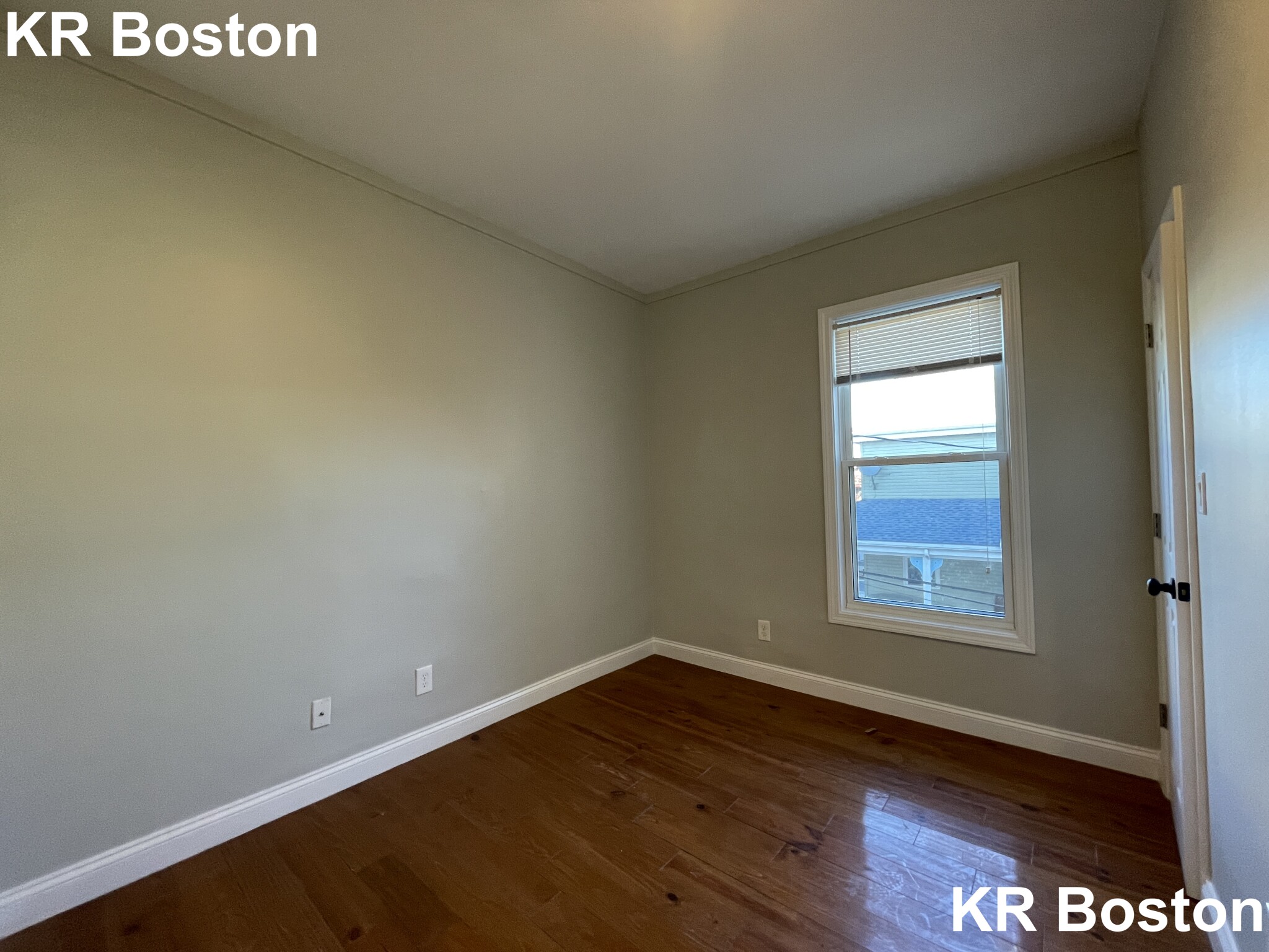 3 bed, 2 bath apartment for rent at 26-32 Arcadia Unit 2L, Dorchester — photo 11 of 40