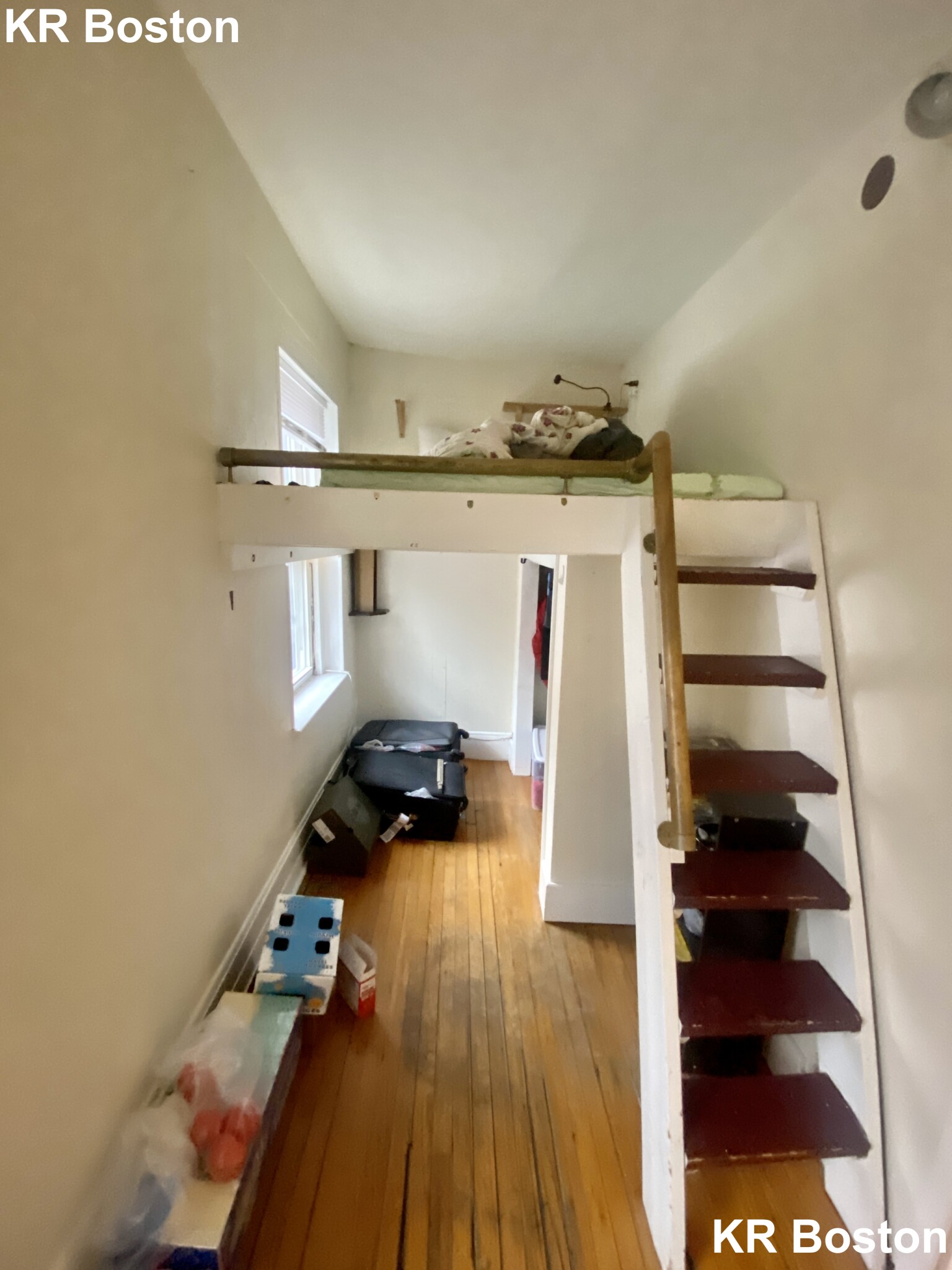 15 Aberdeen St, Fenway