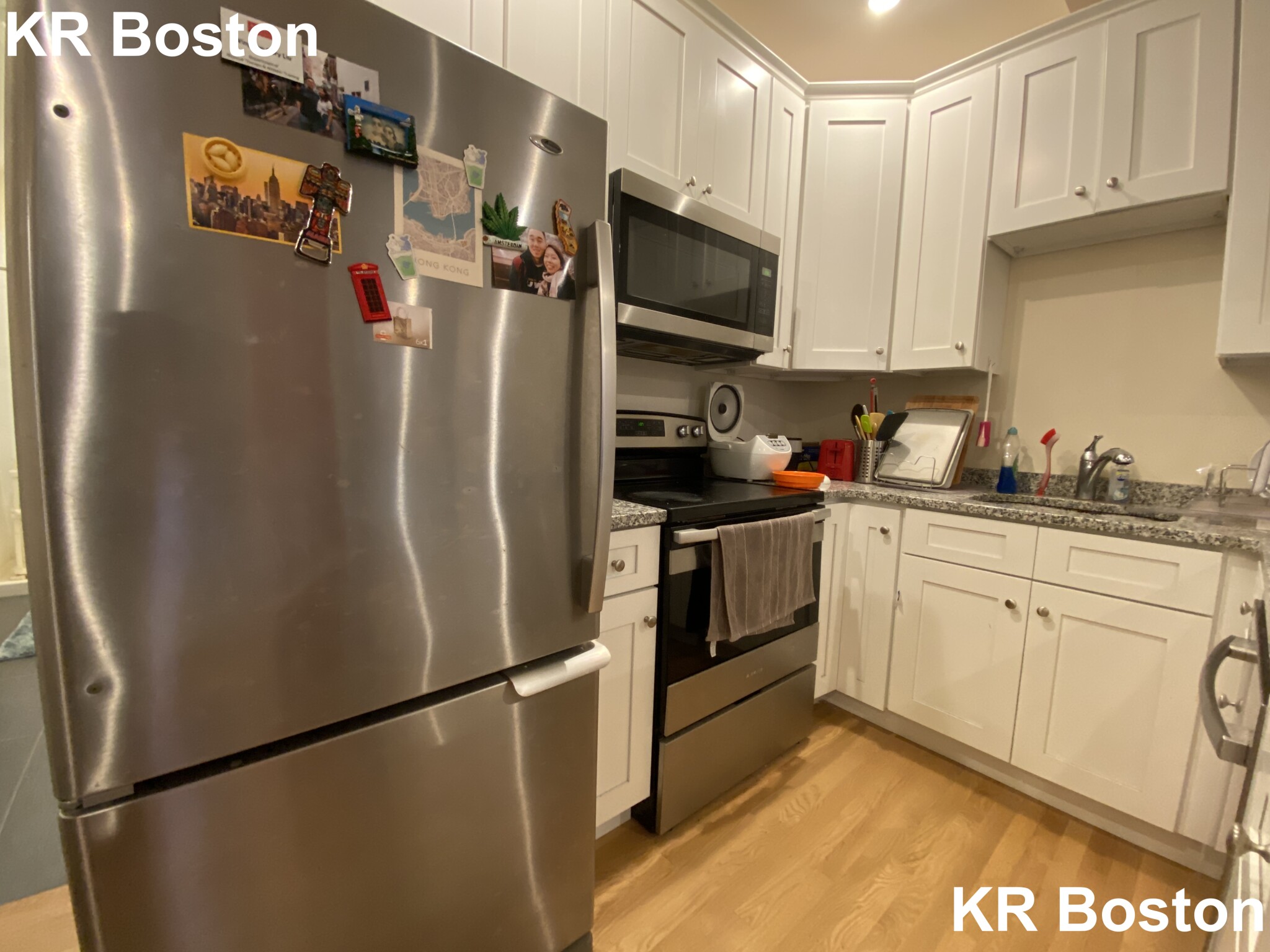 877 Beacon St, Fenway