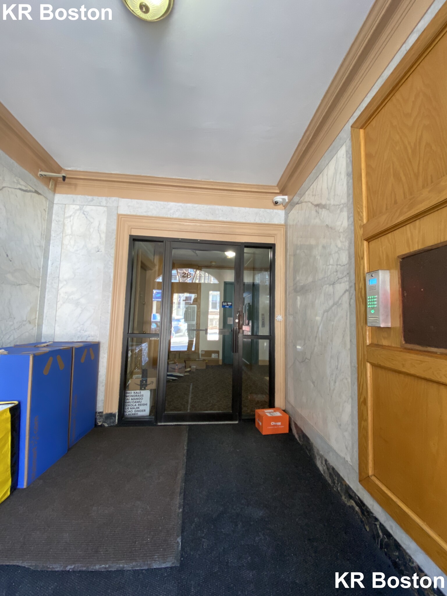 Studio bed, 1 bath apartment for rent at 28 Quint Ave Unit 556, Allston — photo 2 of 13