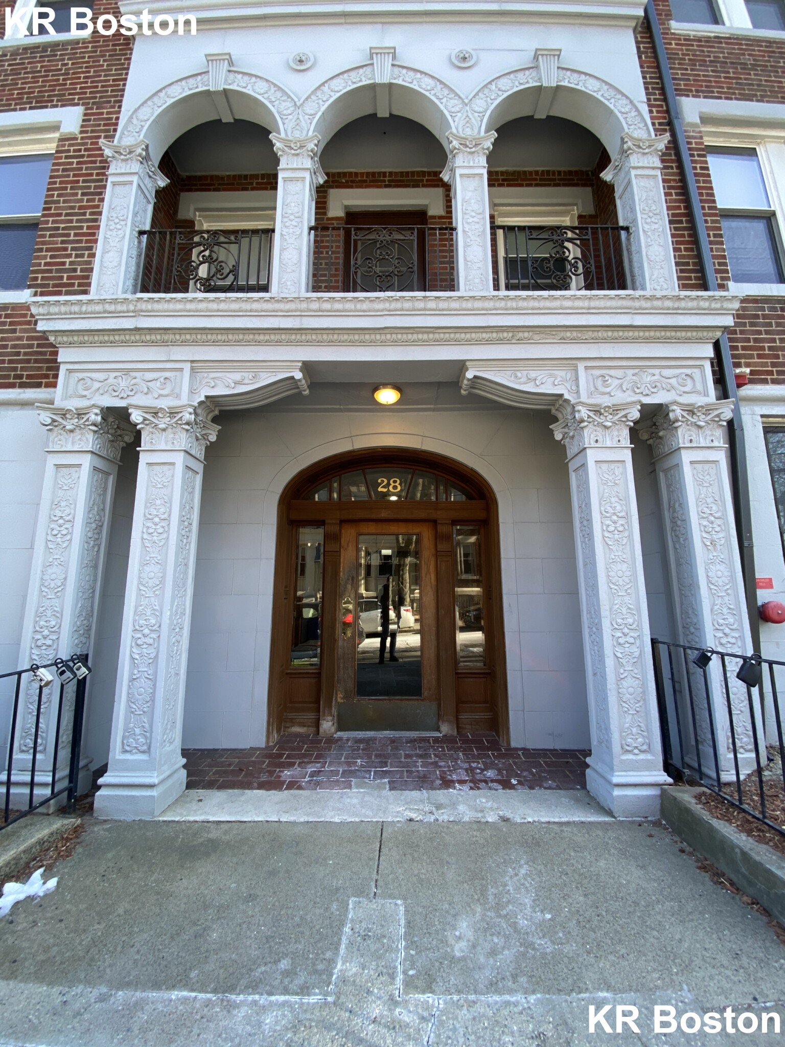 Studio bed, 1 bath apartment for rent at 28 Quint Ave Unit 556, Allston — photo 1 of 13
