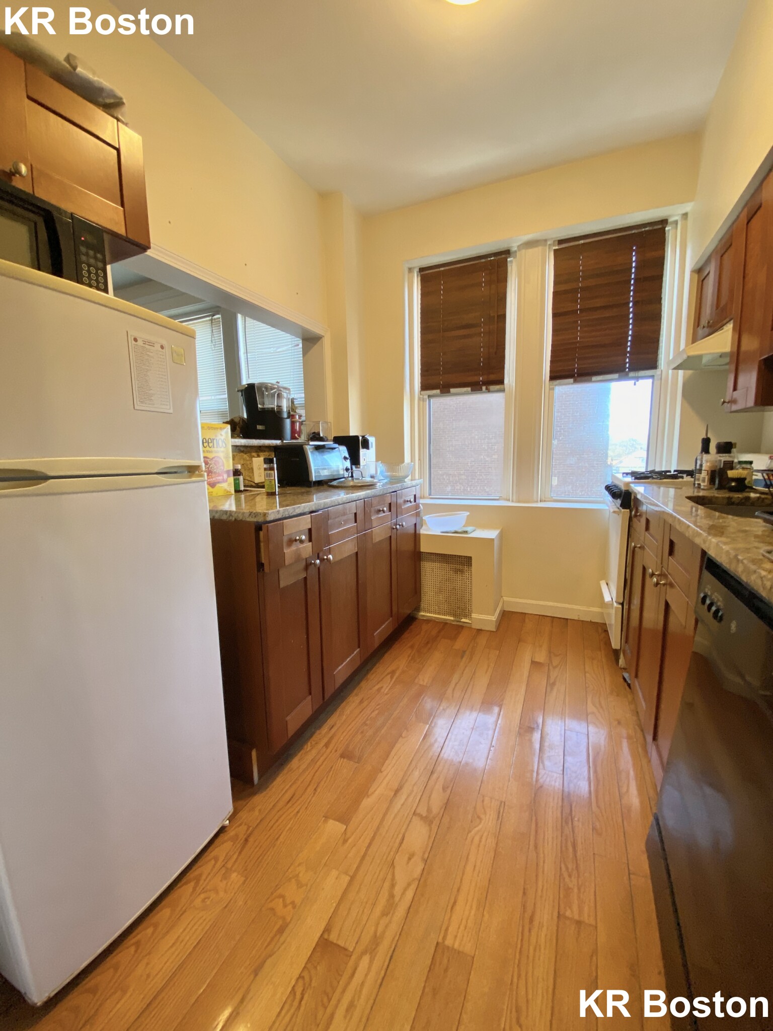 1 bed, 1 bath apartment for rent at 2004 Commonwealth Ave Unit 9, Brighton — photo 4 of 8