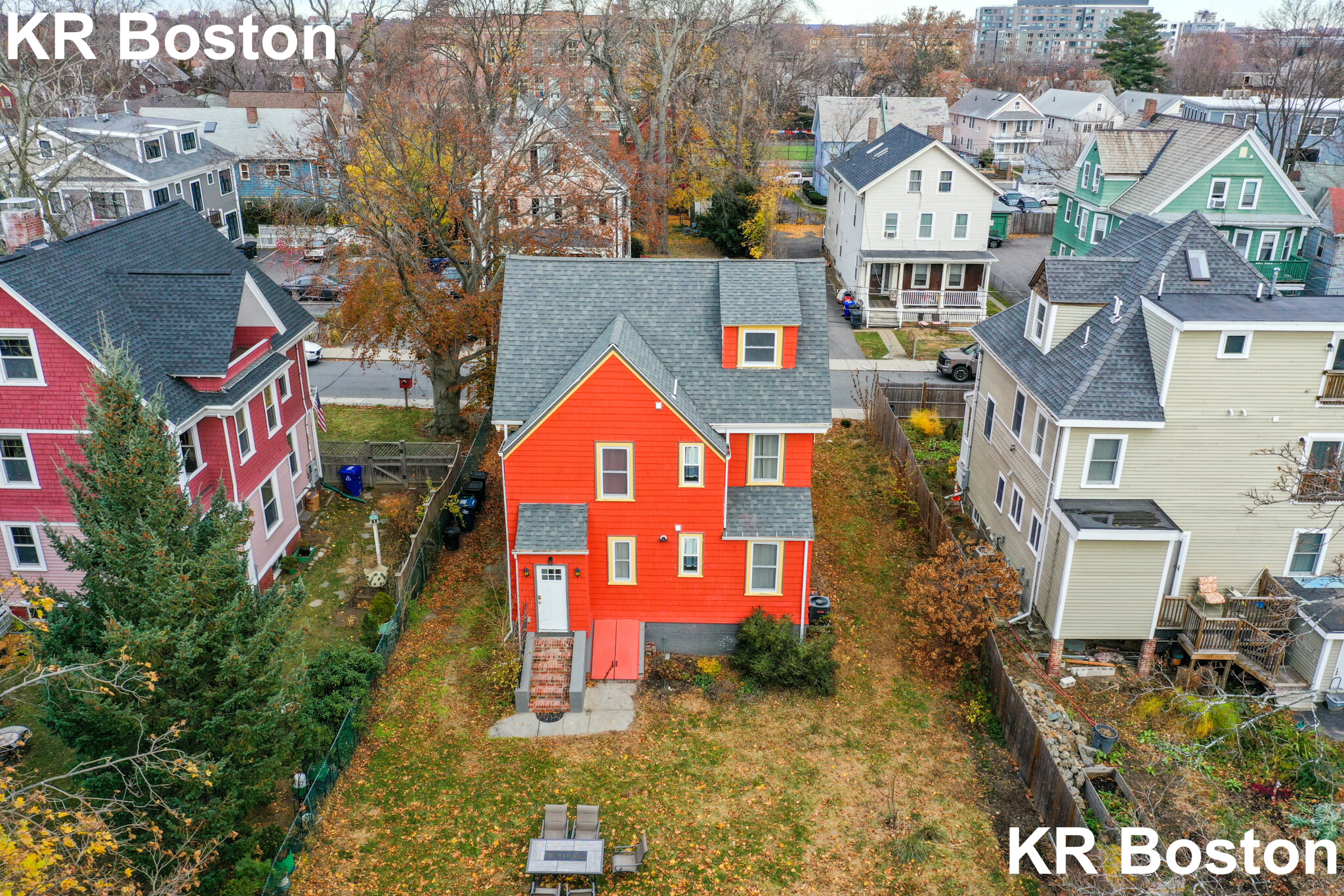 18 Holten St, Allston