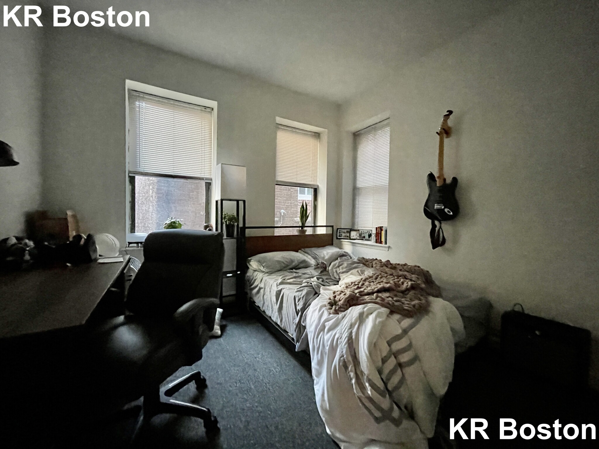 4 bed, 1 bath apartment for rent at 2118 Columbus Ave Unit 2, South End — photo 10 of 22