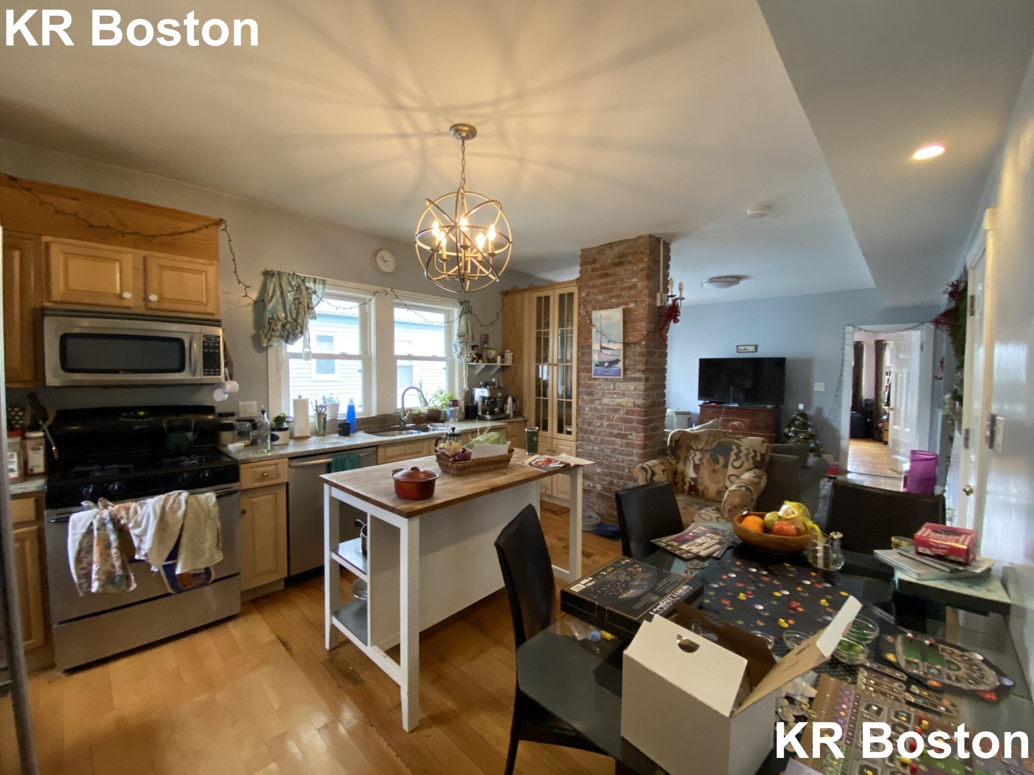 17 Holman St, Allston