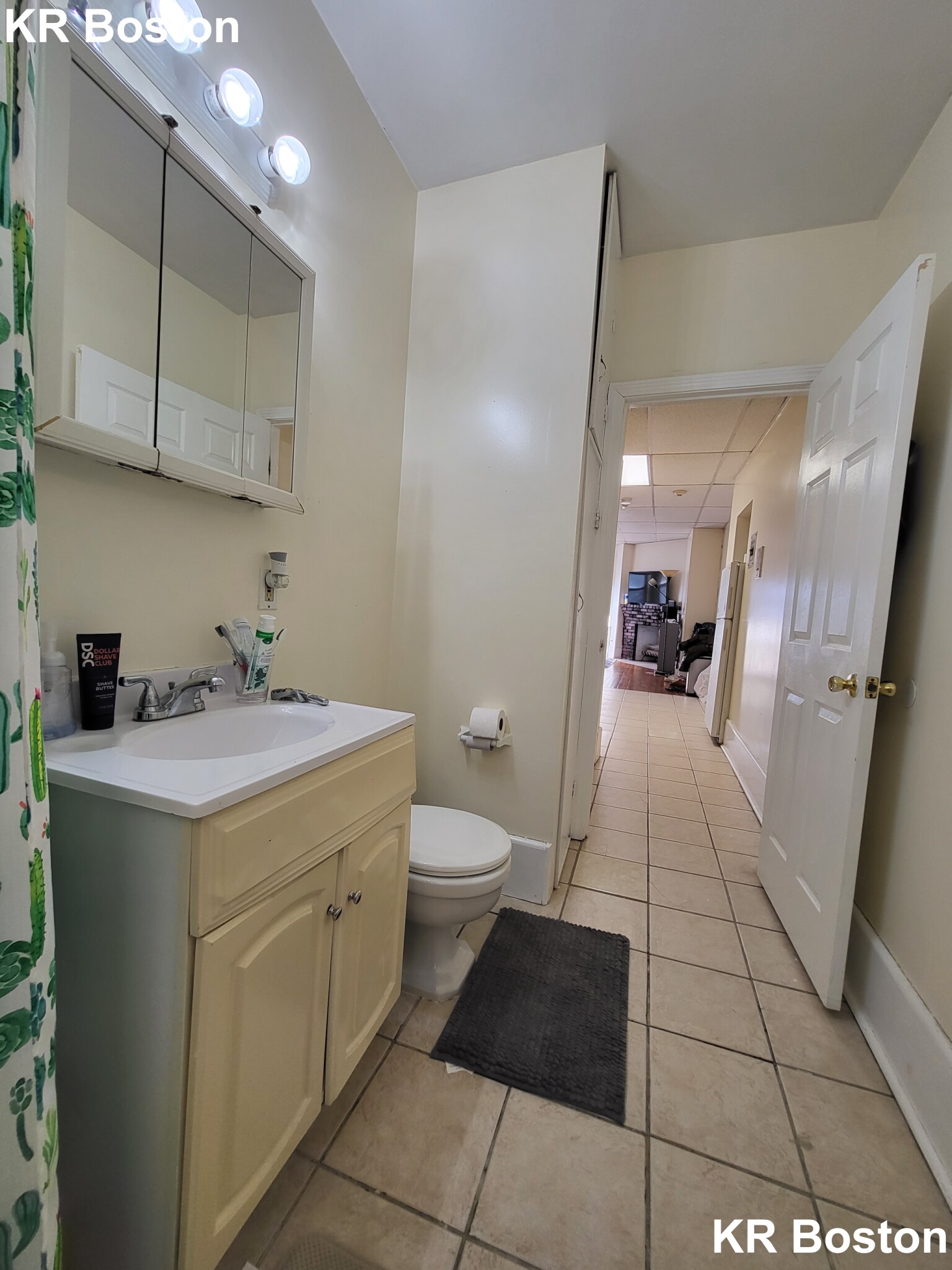879 Beacon St, Fenway