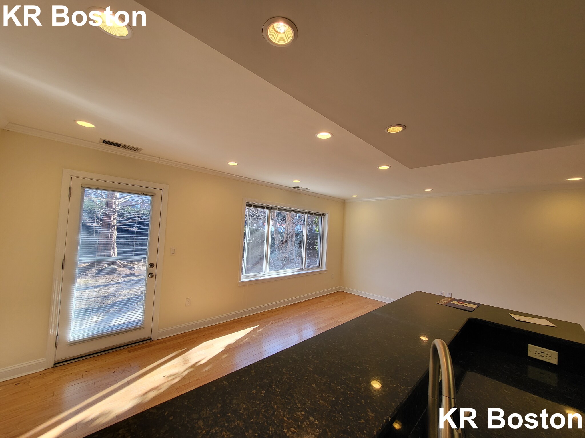 2 bed, 1.5 bath apartment for rent at 575 Vfw Pkwy Unit -, West Roxbury — photo 6 of 31