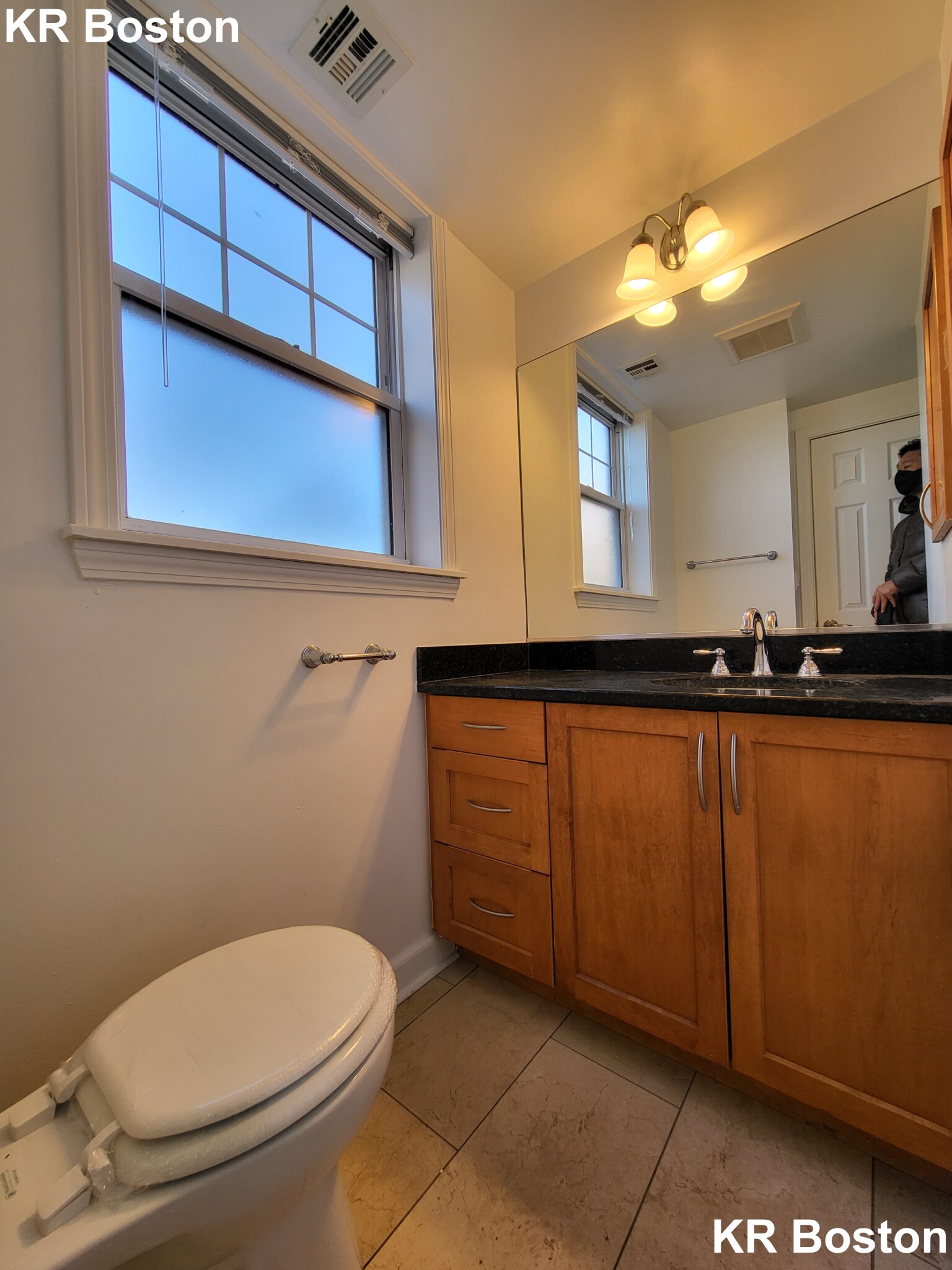 2 bed, 1.5 bath apartment for rent at 218 Sherman Rd Unit 1, West Roxbury — photo 6 of 23