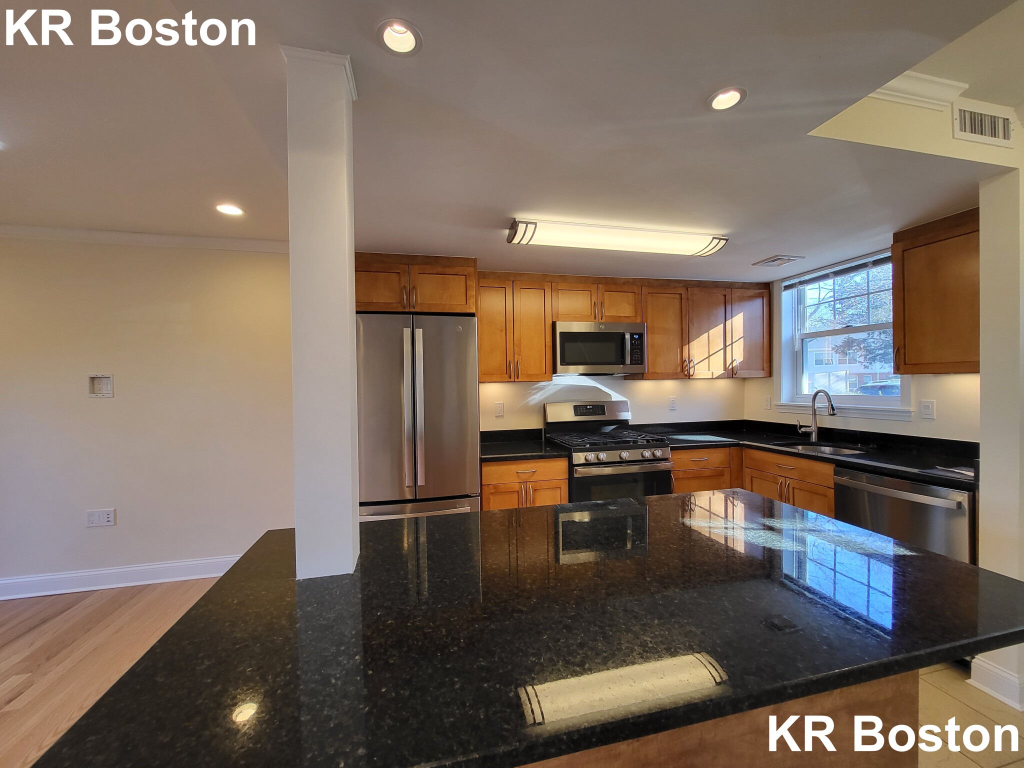 2 bed, 1 bath apartment for rent at 59 Thornton Rd Unit -, Chestnut Hill — photo 3 of 29