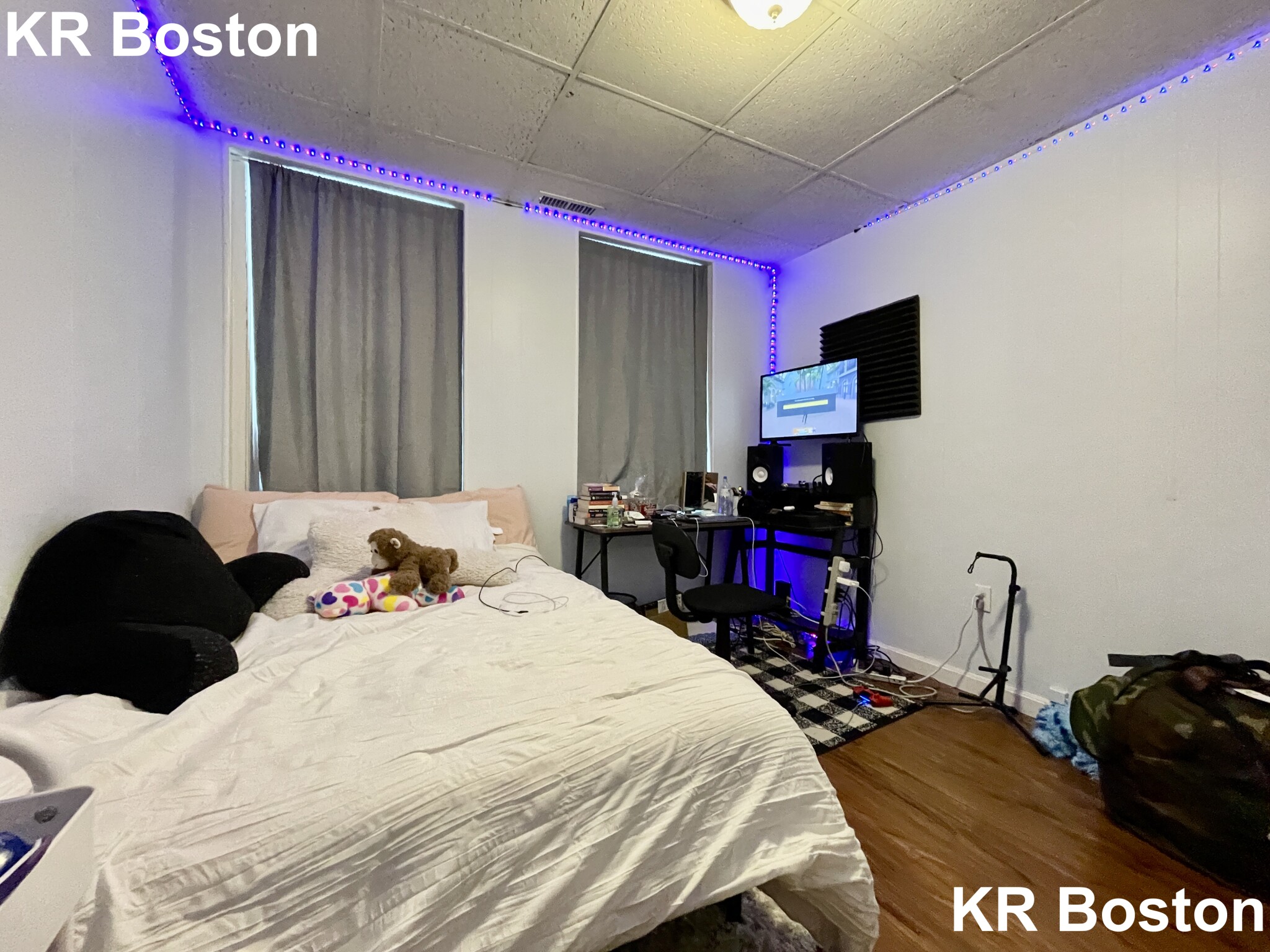 3 bed, 2 bath apartment for rent at 1890 Beacon Unit 1, Reservoir — photo 11 of 23