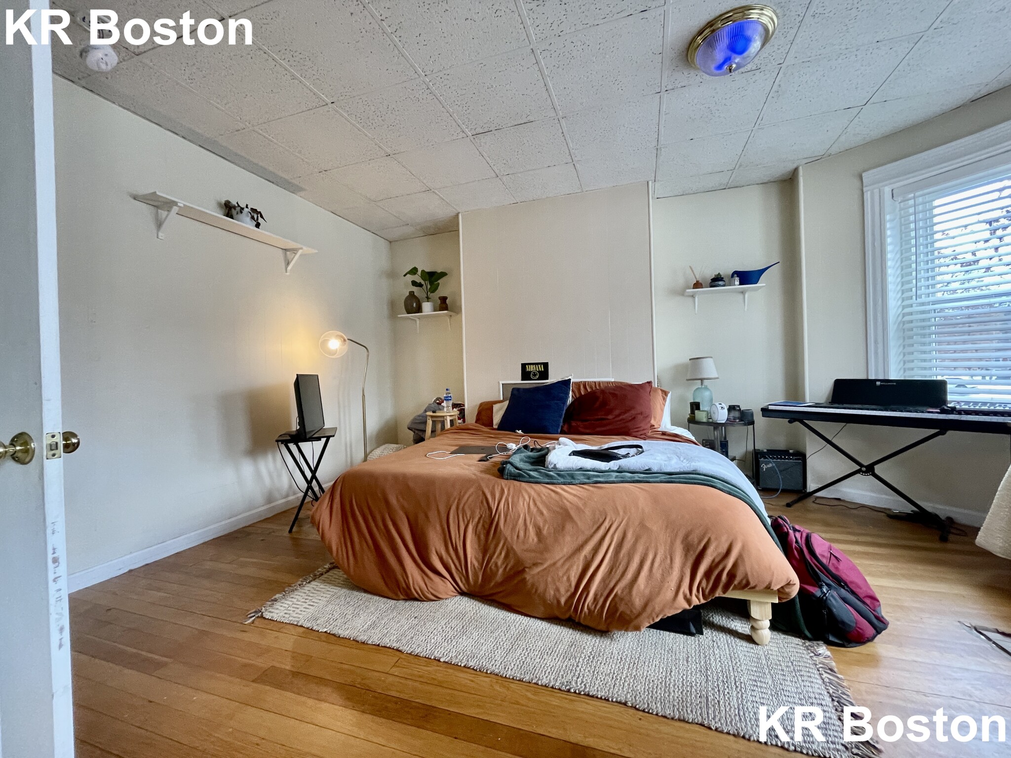 3 bed, 2 bath apartment for rent at 1890 Beacon Unit 1, Reservoir — photo 21 of 23