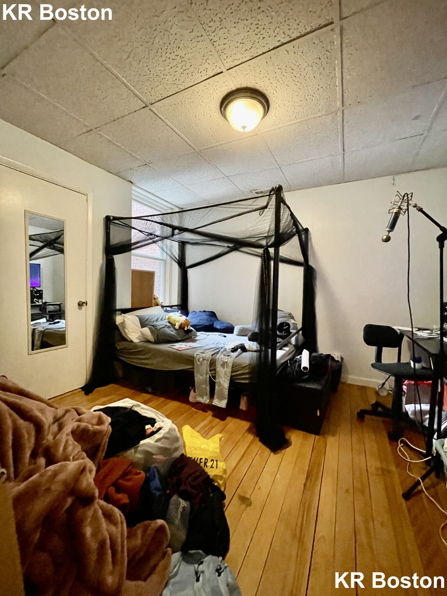 3 bed, 2 bath apartment for rent at 1890 Beacon Unit 1, Reservoir — photo 23 of 23