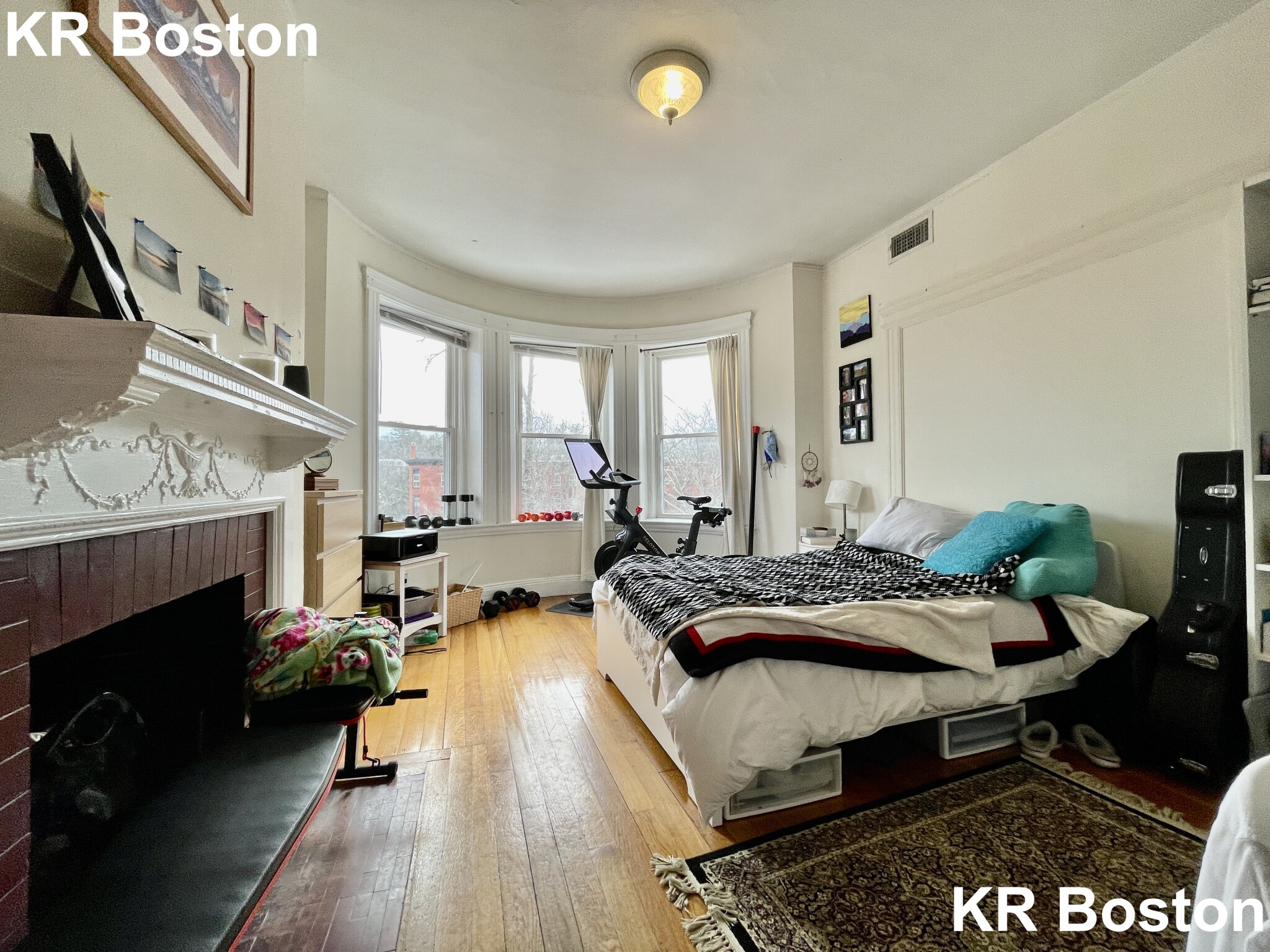 4 bed, 2 bath apartment for rent at 1890 Beacon Unit 3, Reservoir — photo 12 of 26