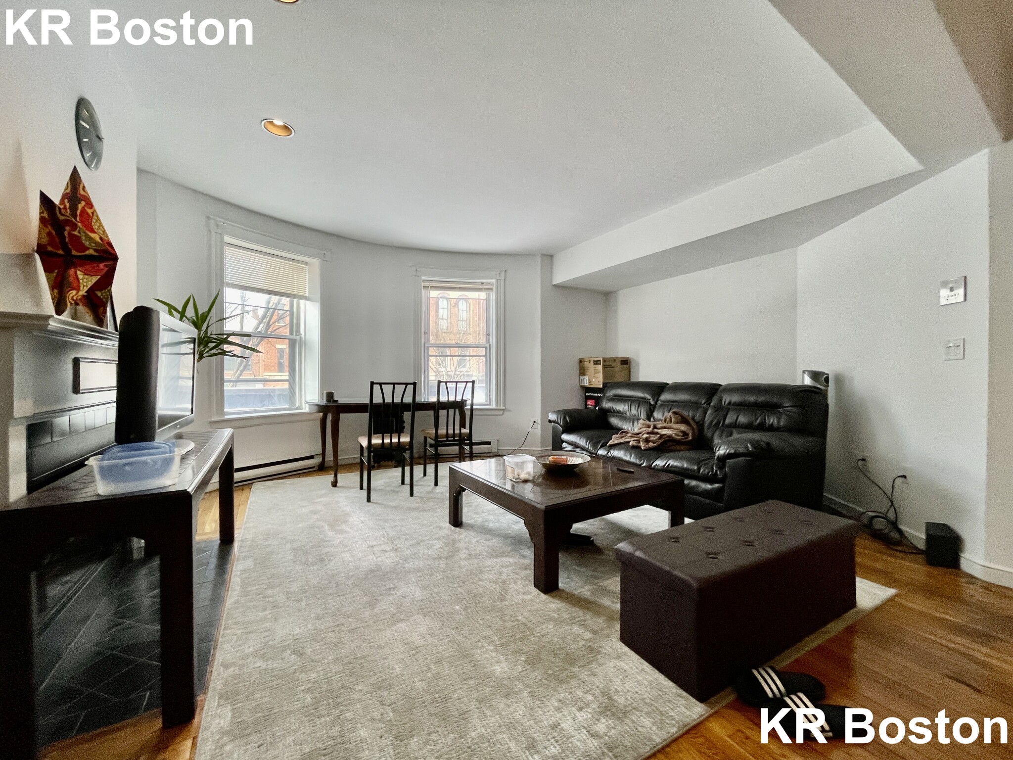 3 bed, 1 bath apartment for rent at 16 Washington St Unit 3, Hyde Park — photo 7 of 12