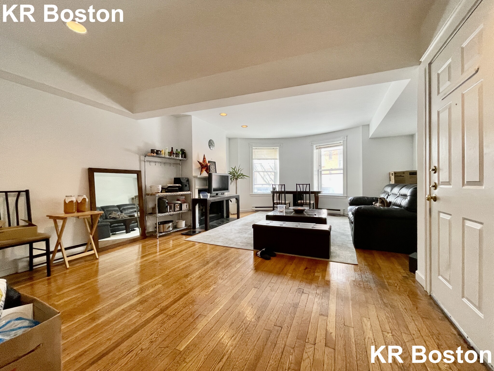 3 bed, 1 bath apartment for rent at 16 Washington St Unit 3, Hyde Park — photo 9 of 12