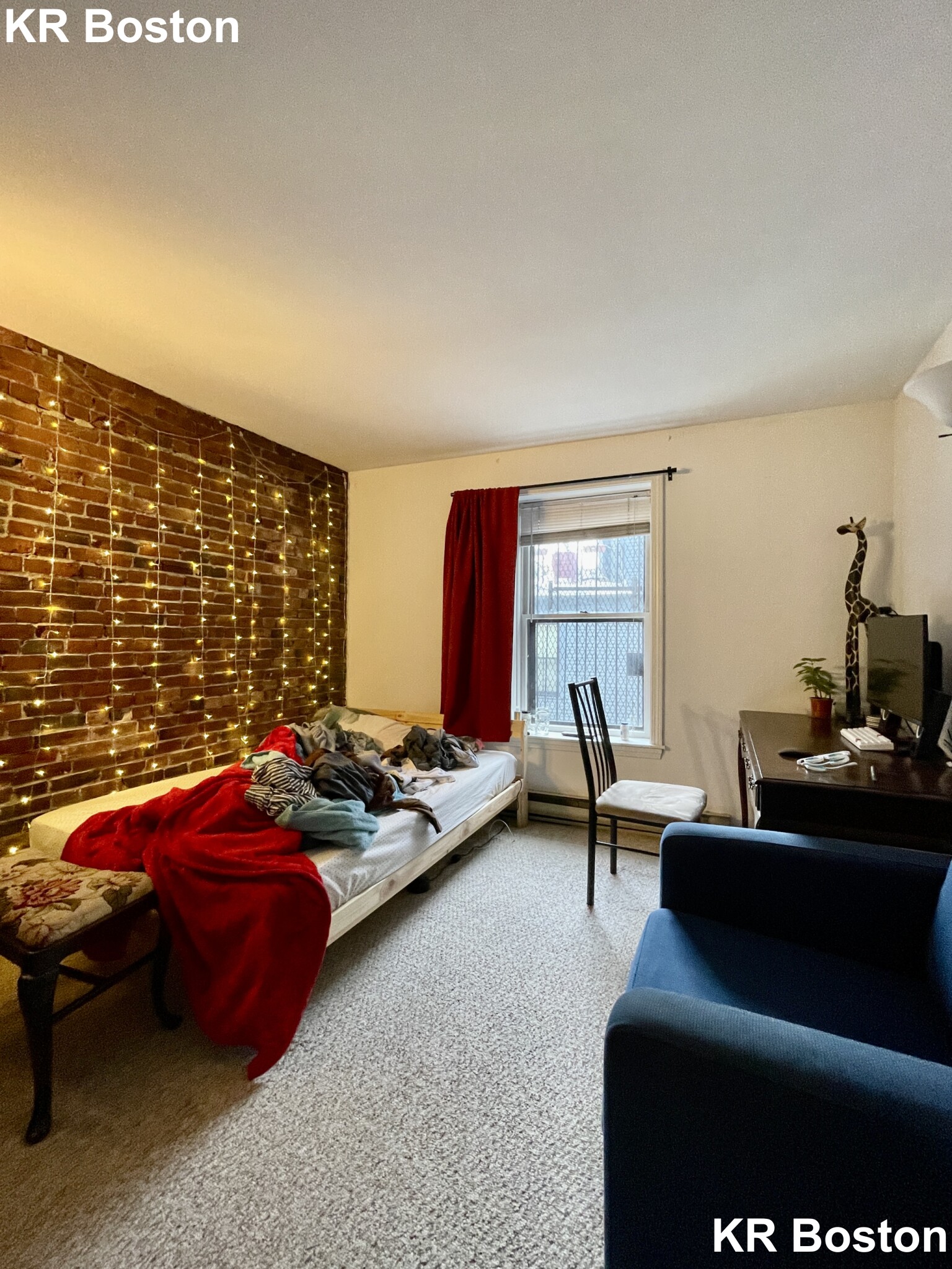 3 bed, 1 bath apartment for rent at 16 Washington St Unit 3, Hyde Park — photo 10 of 12