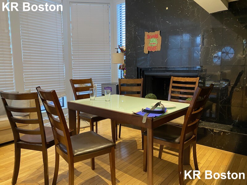 113 Beacon St, Back Bay