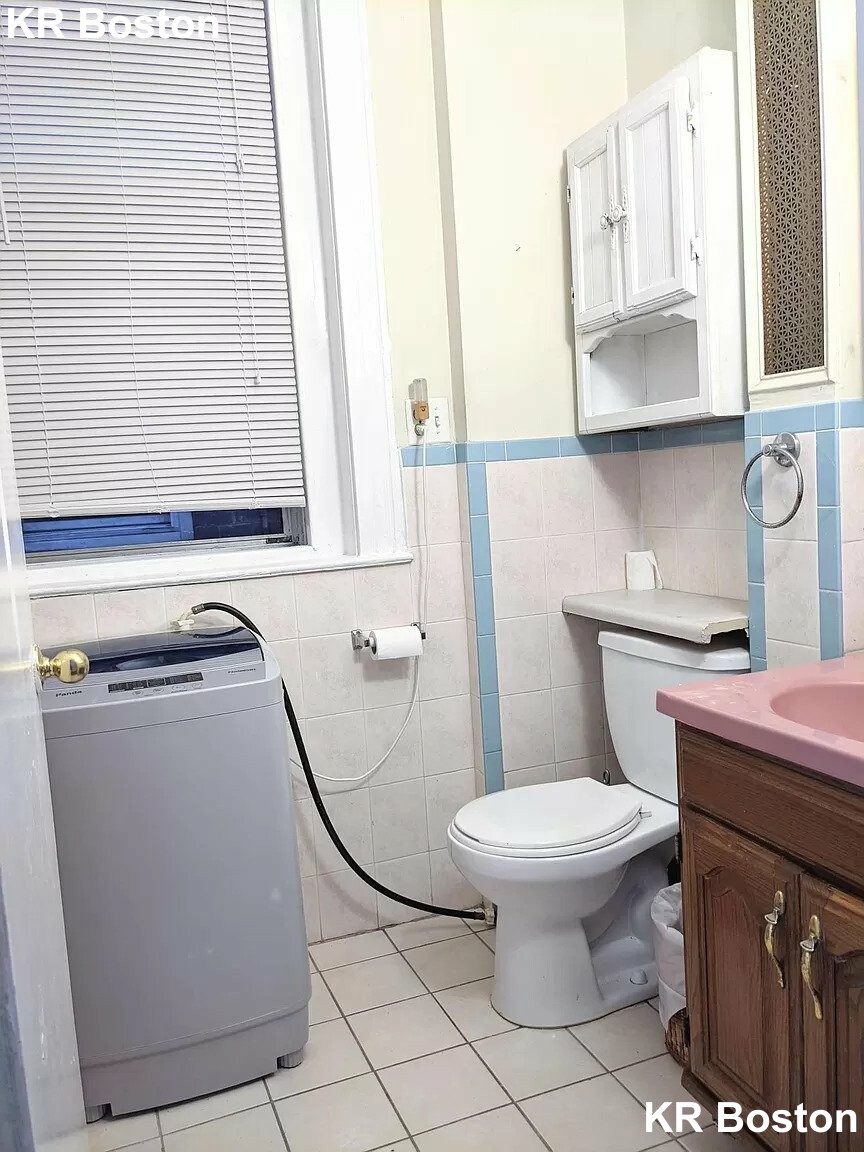 3 Linden St, Allston