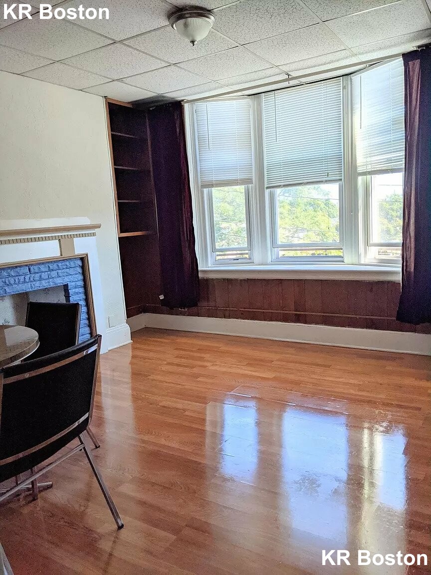 3 Linden St, Allston