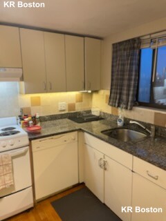 3 bed, 2 bath apartment for rent at 1110 Commonwealth Ave Unit 714, Allston — photo 19 of 53