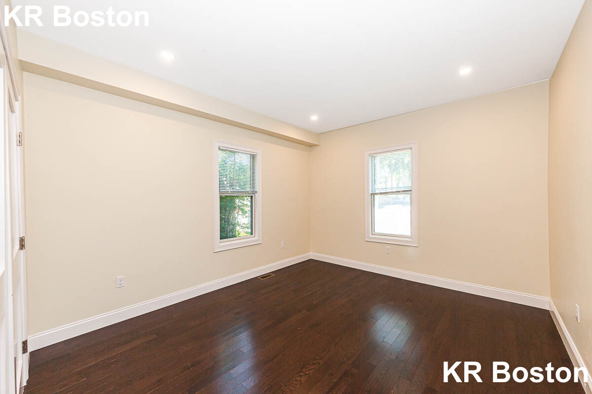 120 Jerome St, Medford