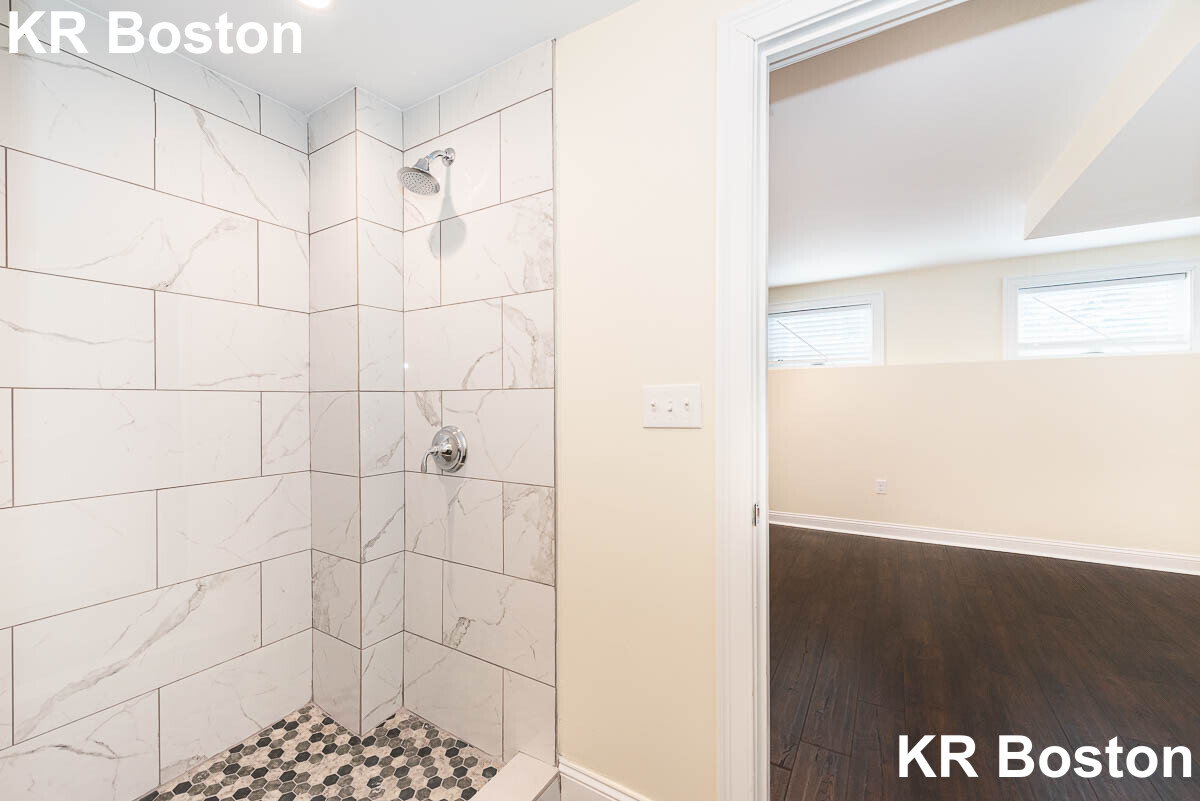 10 Marion St, Medford