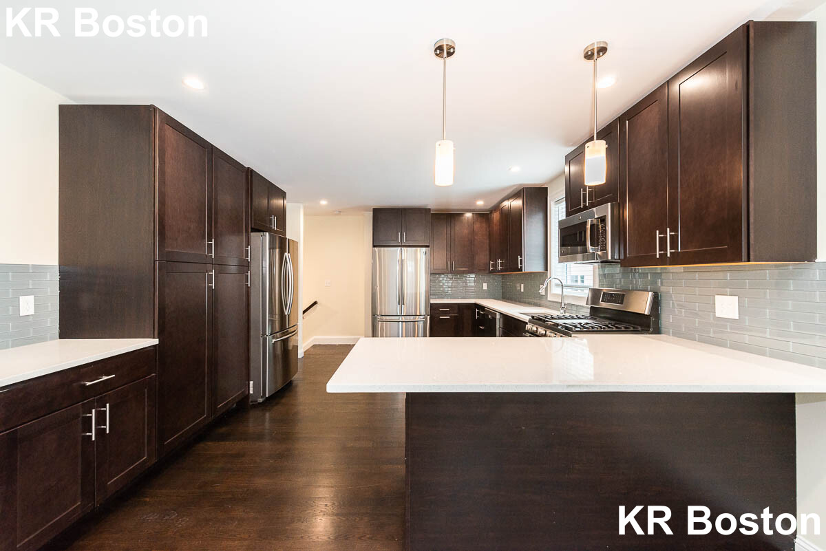 10 Marion St, Medford