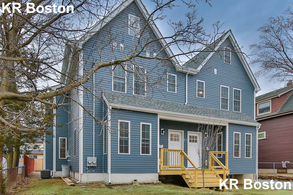 51 Fulton St, Medford