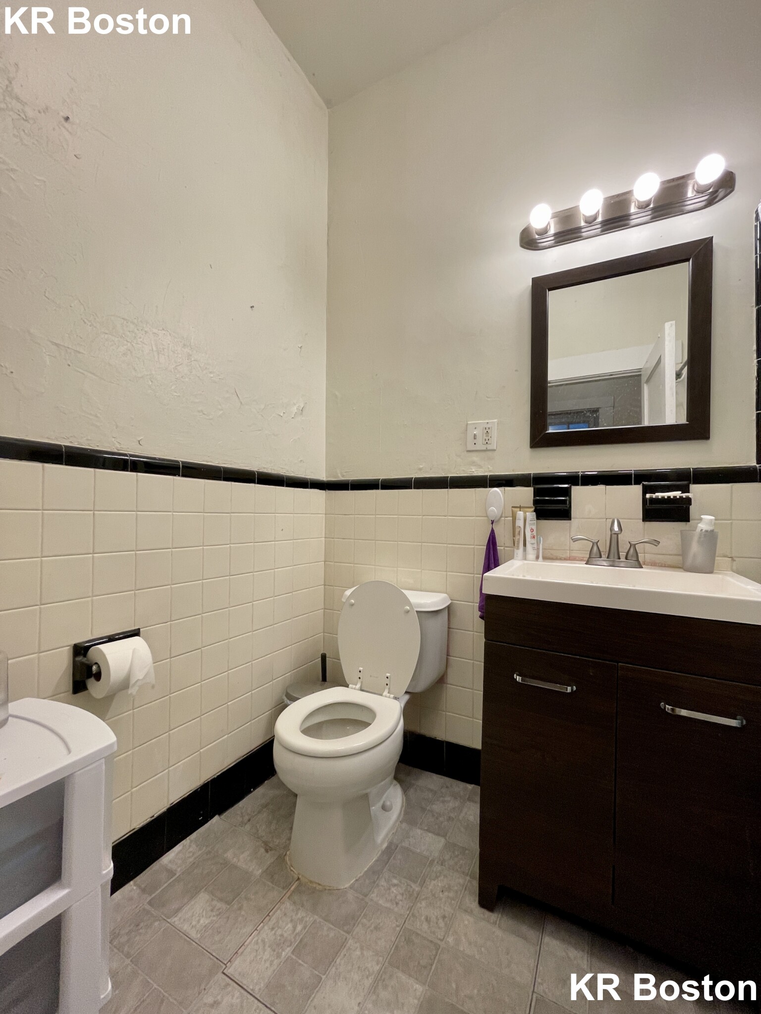 41 Bay State Rd, Fenway